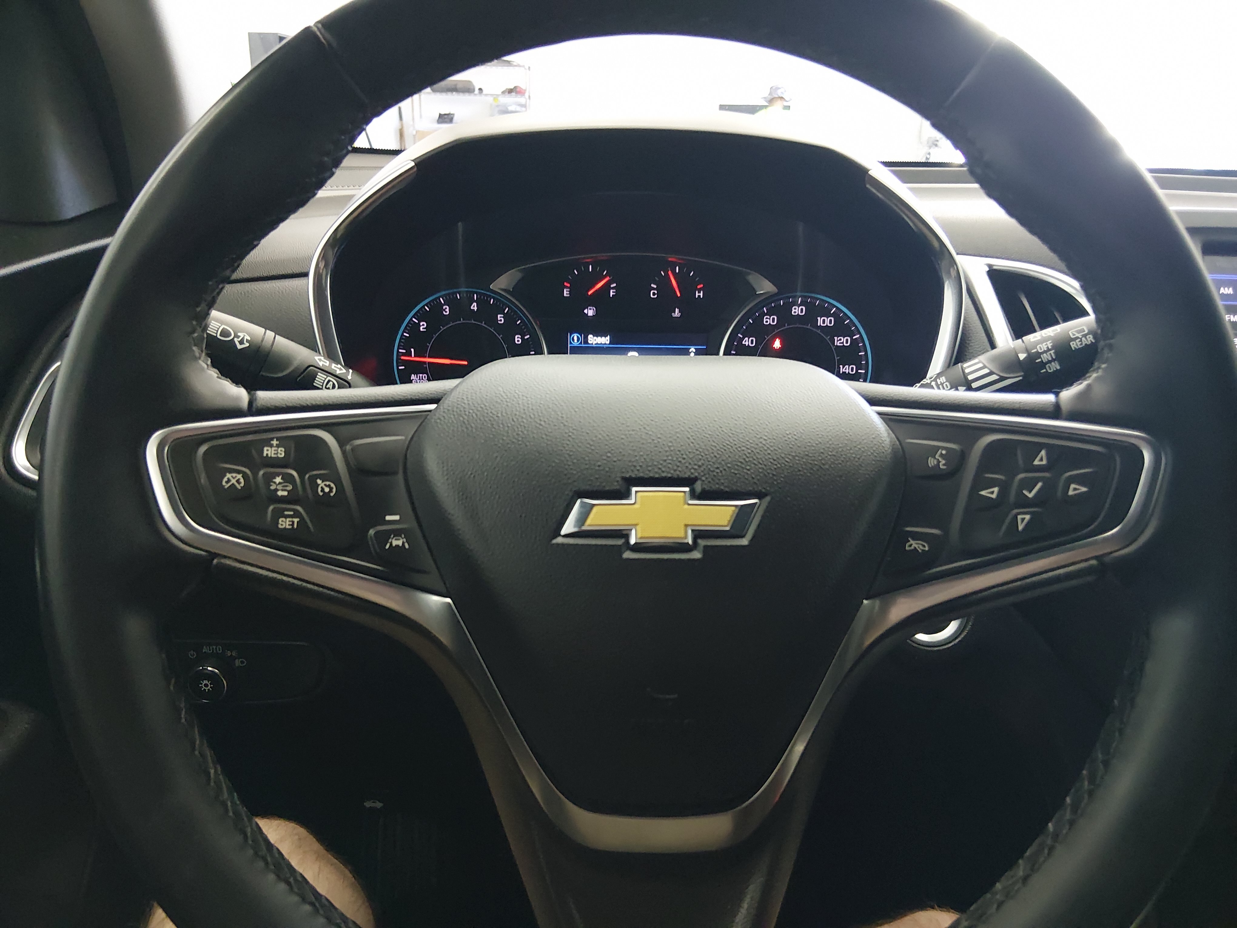 2024 Chevrolet Equinox LT - Photo 12