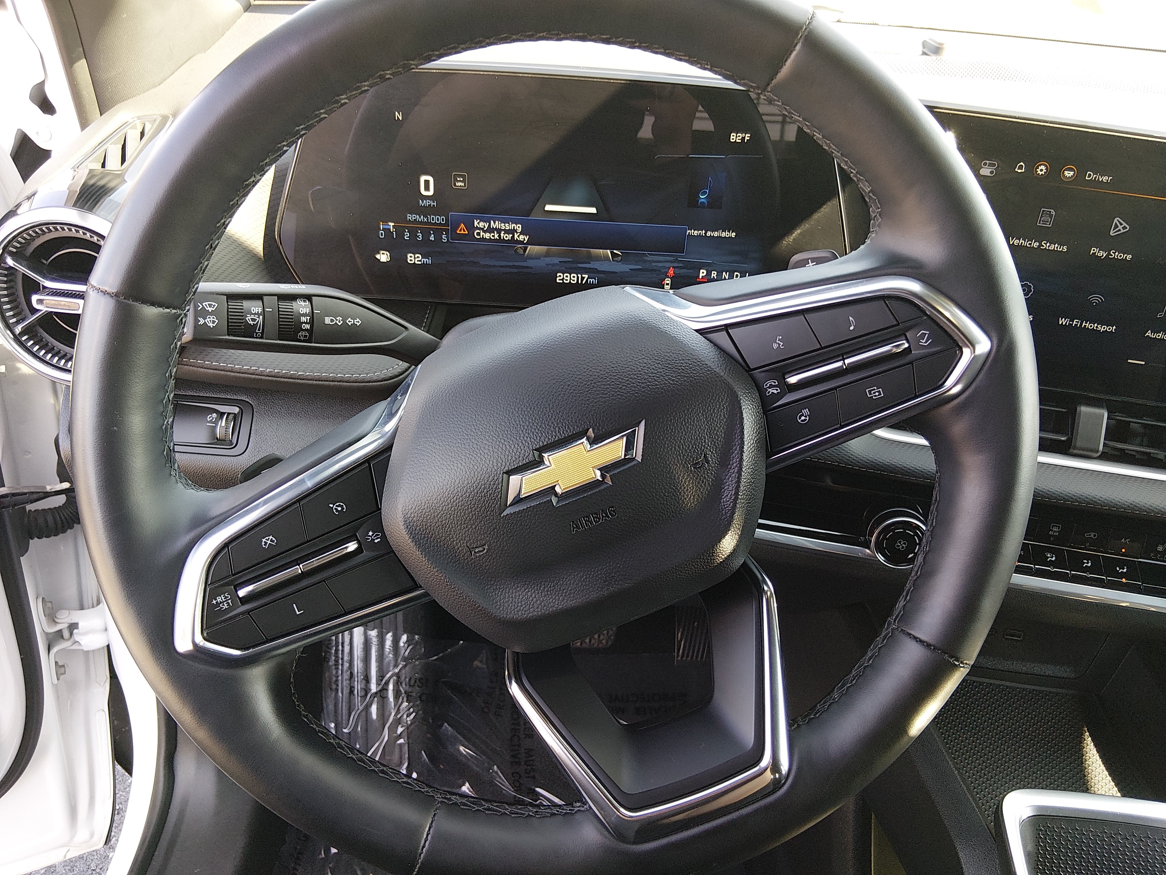 2025 Chevrolet Equinox LT - Photo 12