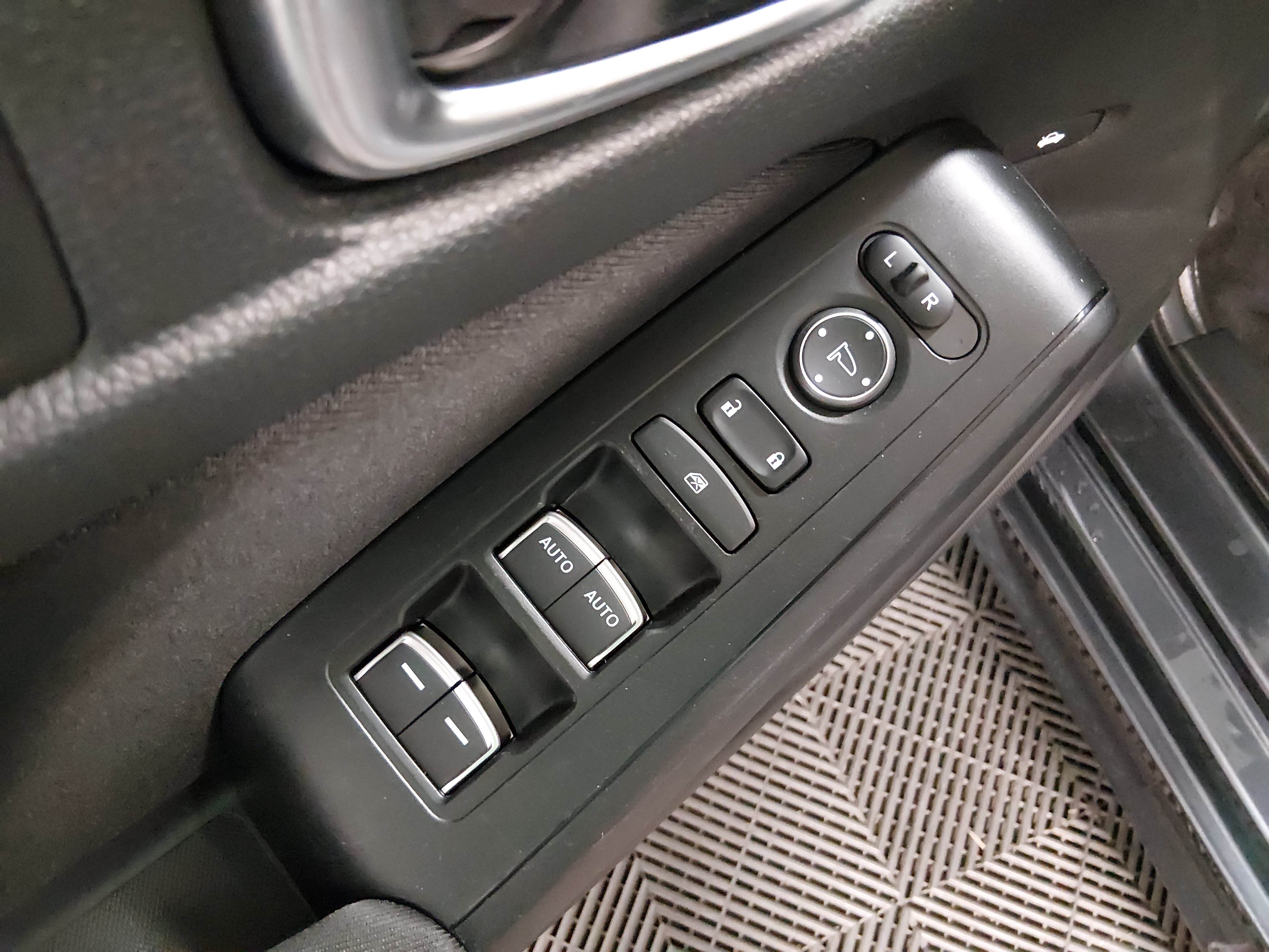 2025 Honda Civic Sport - Photo 21