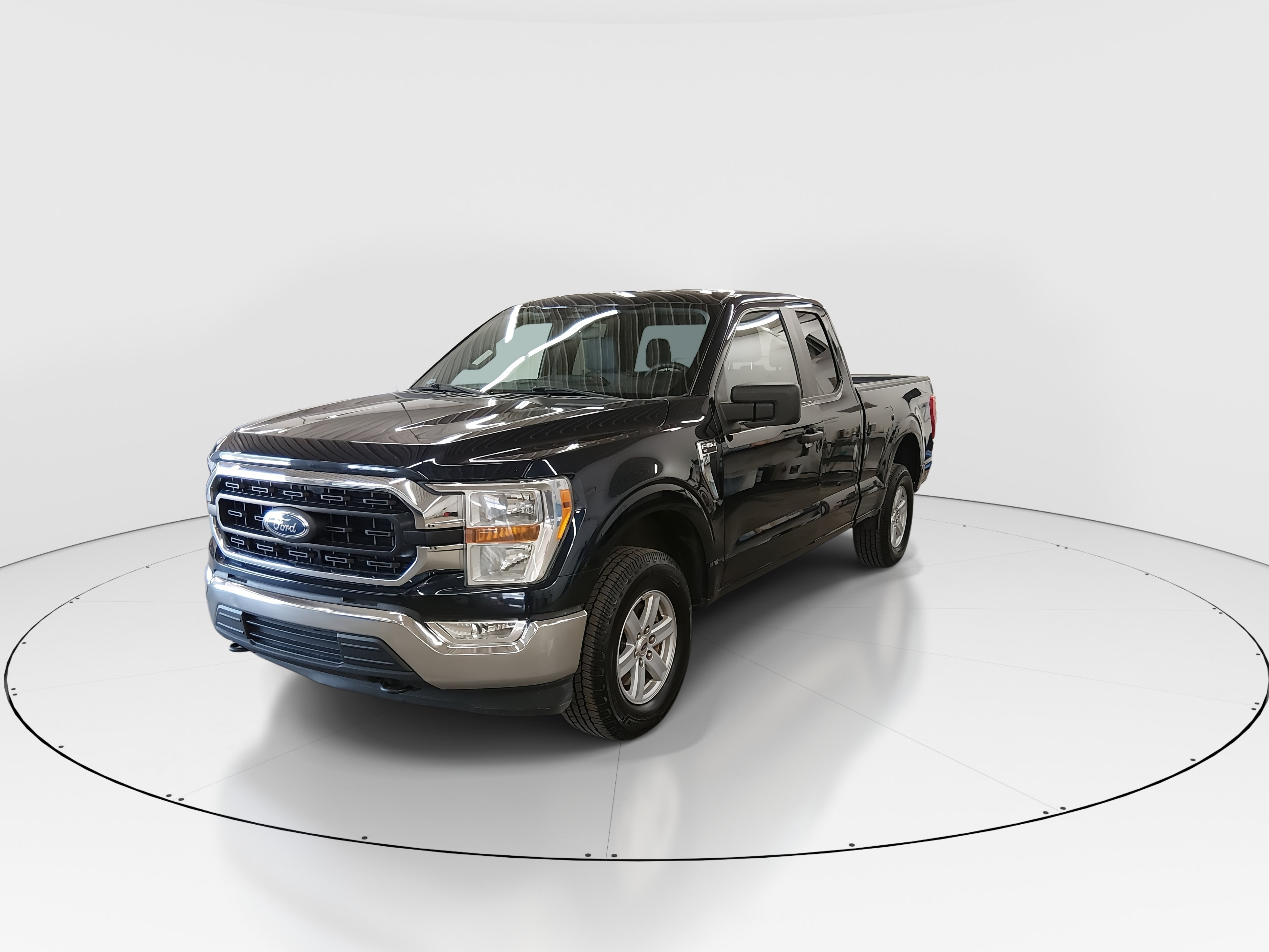 2022 Ford F-150 XL - Photo 3