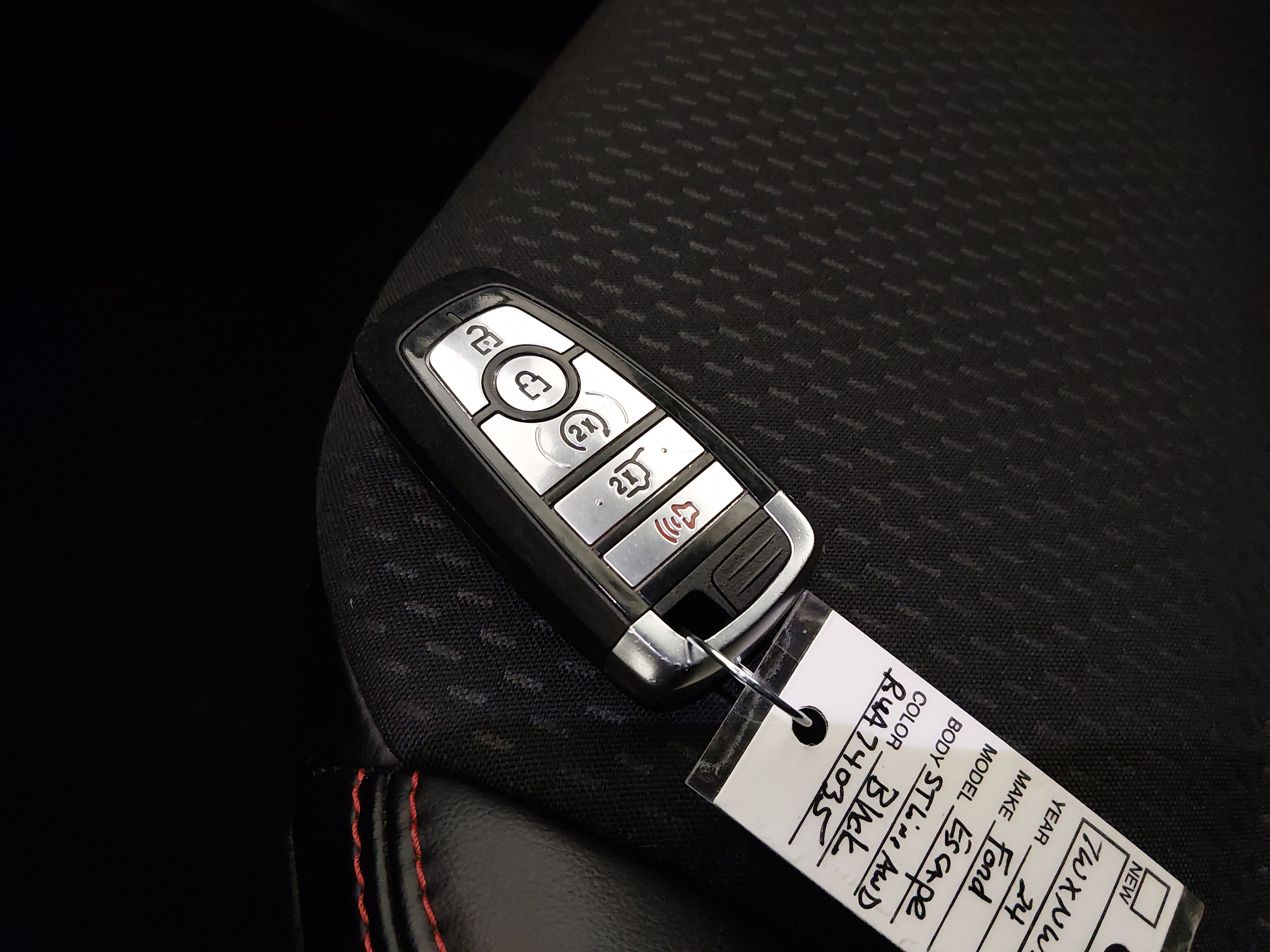 2024 Ford Escape ST-Line - Photo 15