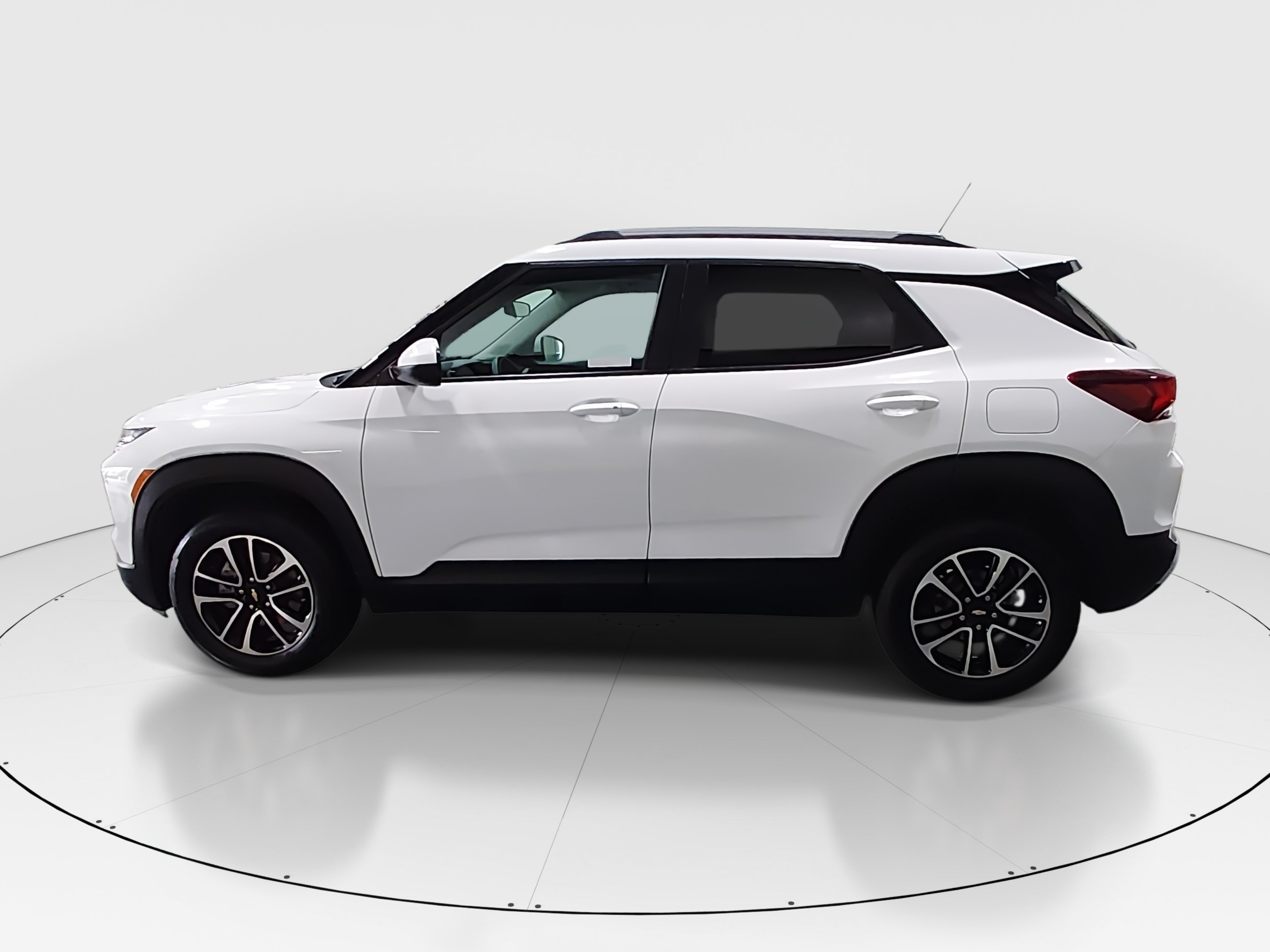 2024 Chevrolet TrailBlazer LT - Photo 4