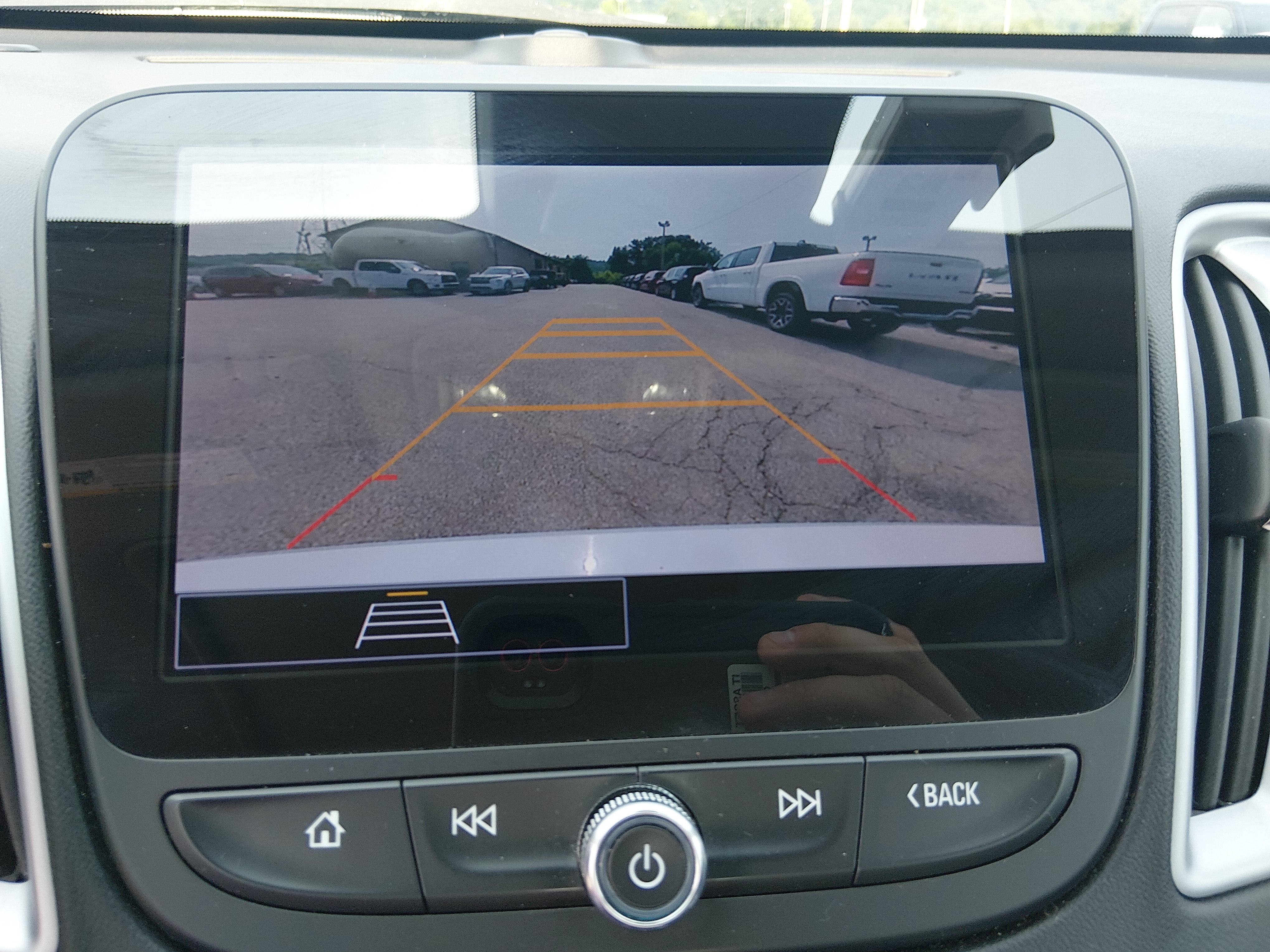 2023 Chevrolet Malibu 1LT - Photo 16