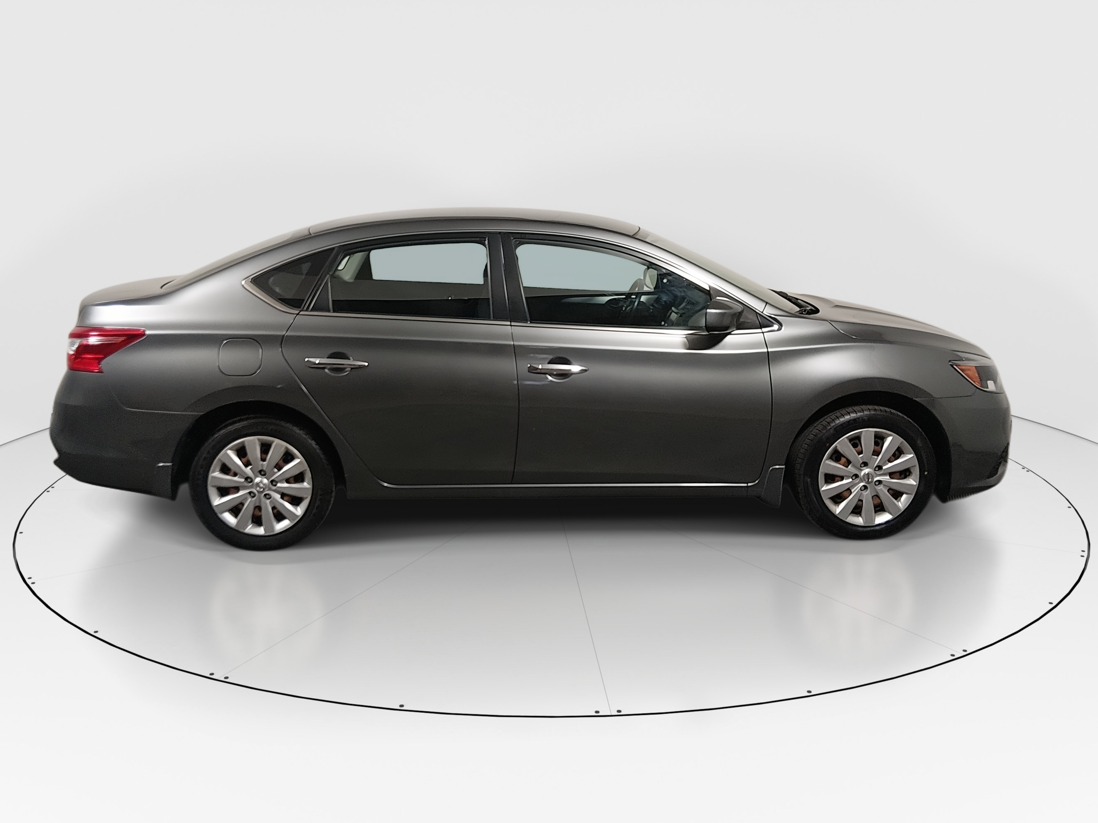 2019 Nissan Sentra S - Photo 8