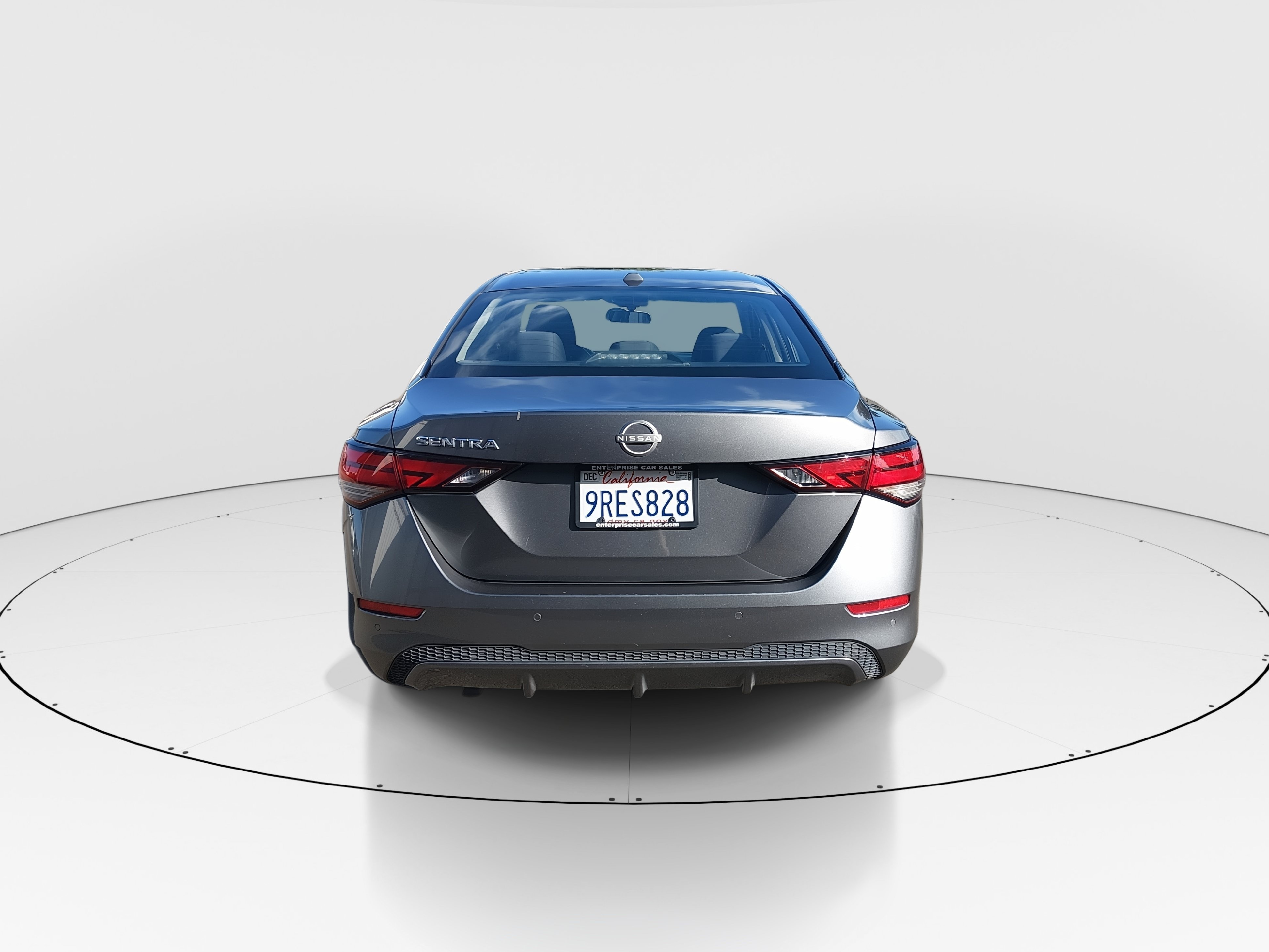 2025 Nissan Sentra SV - Photo 6