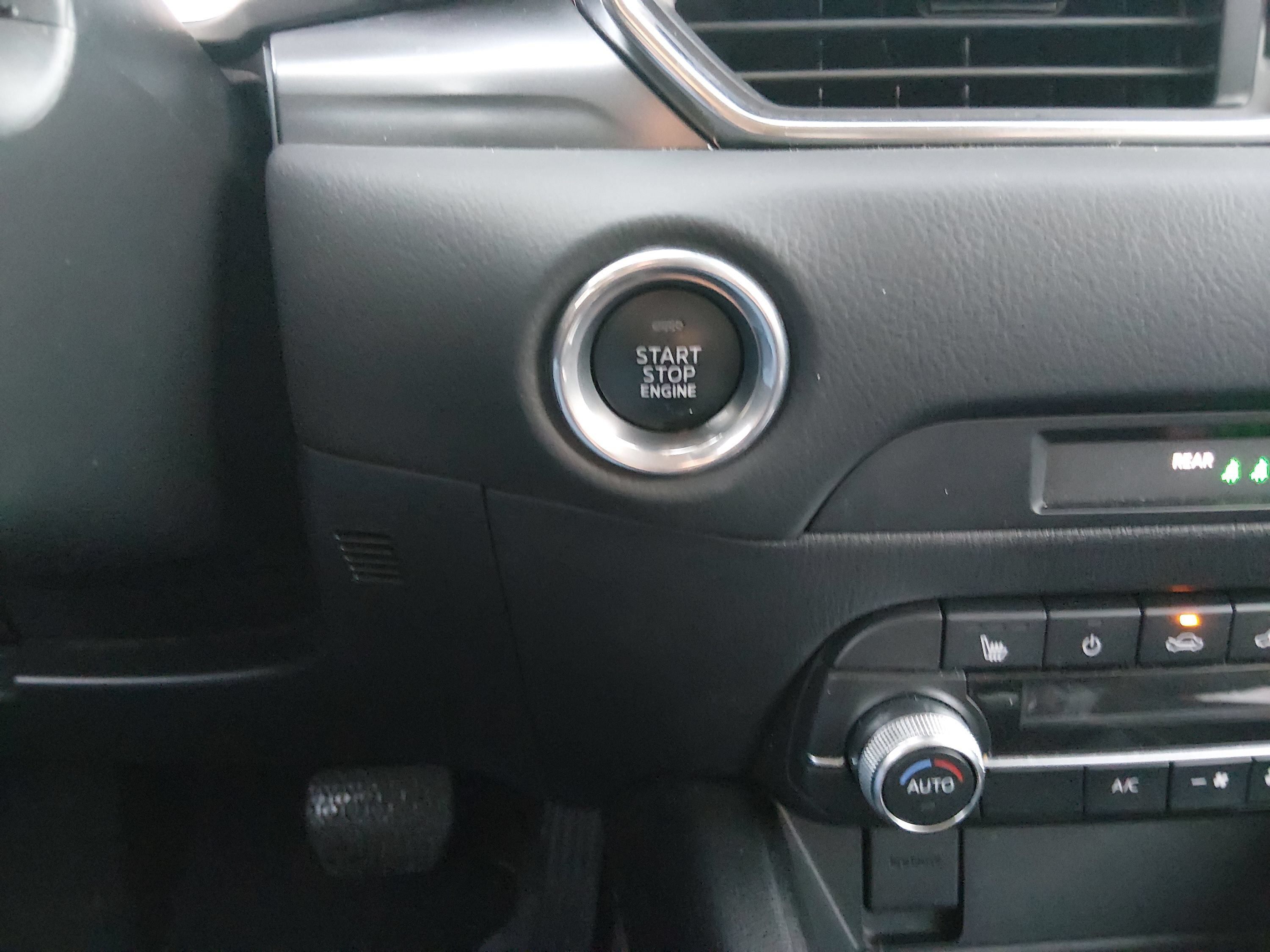 2025 Mazda CX-5 S Preferred package - Photo 13