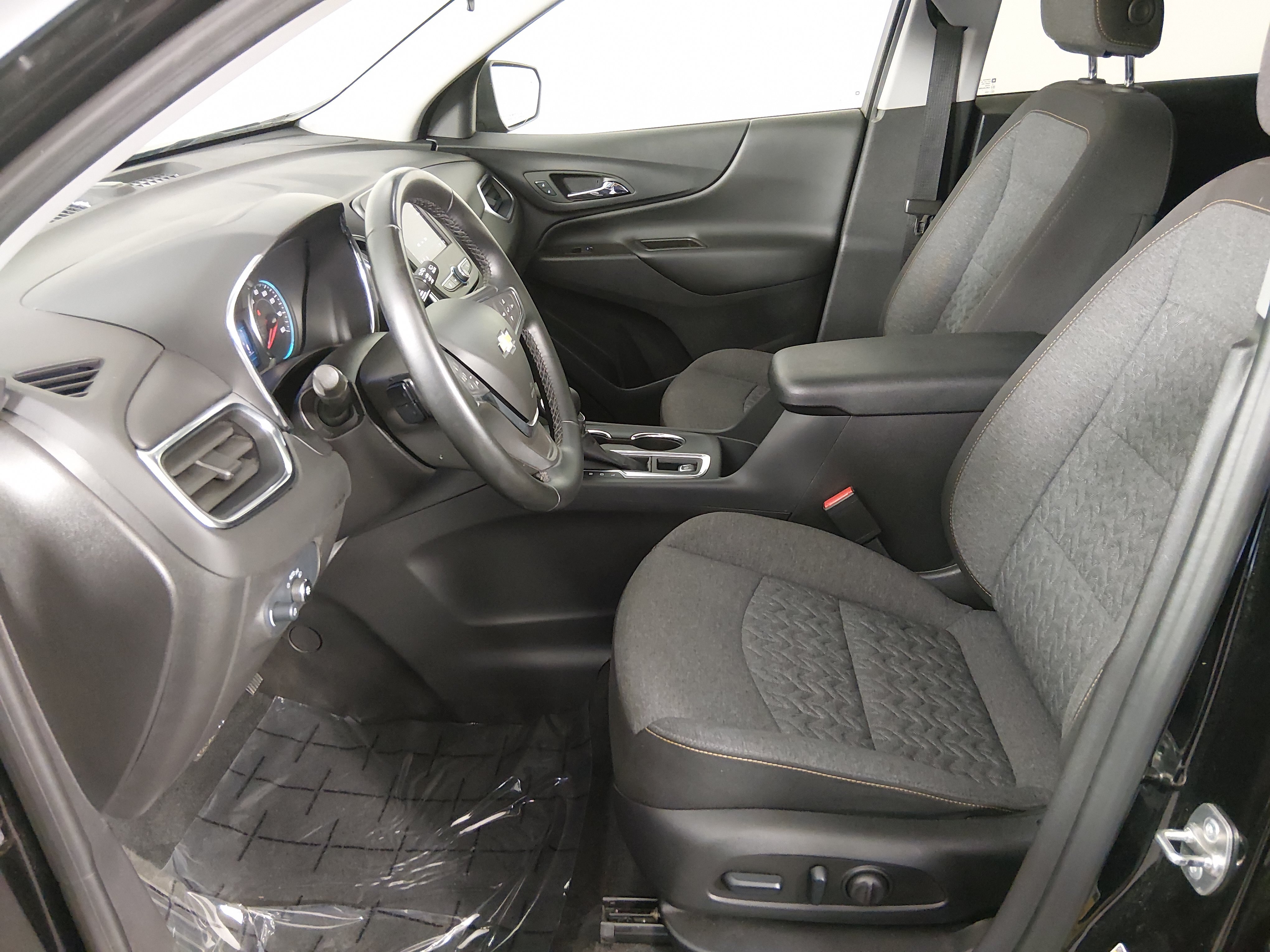 2024 Chevrolet Equinox LT - Photo 19