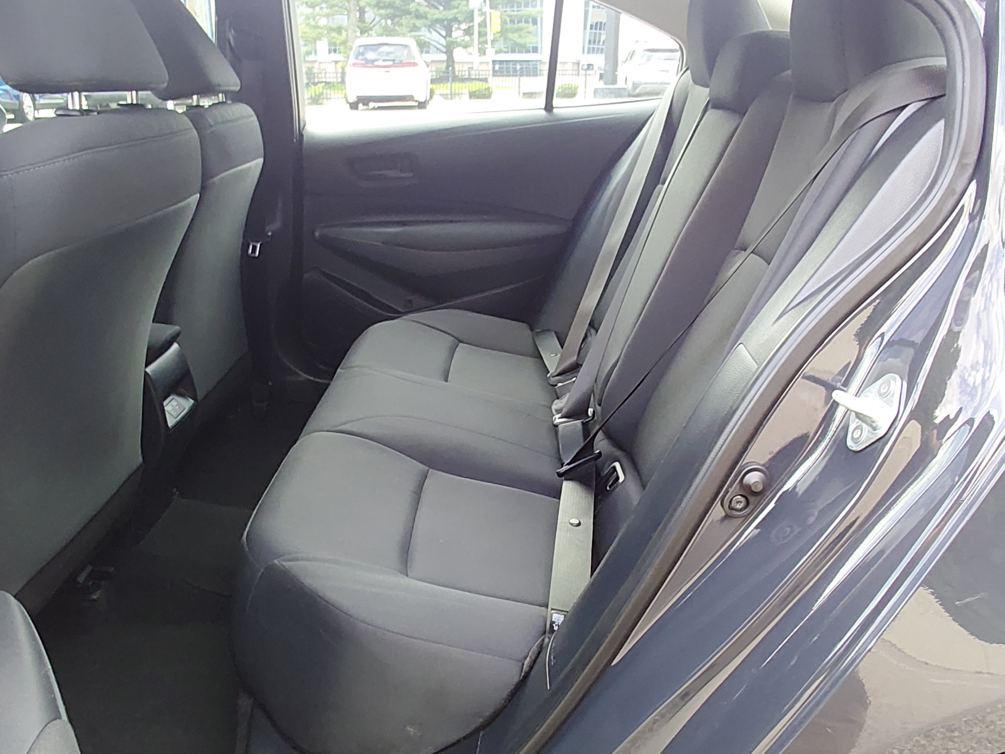 2024 Toyota Corolla LE - Photo 18