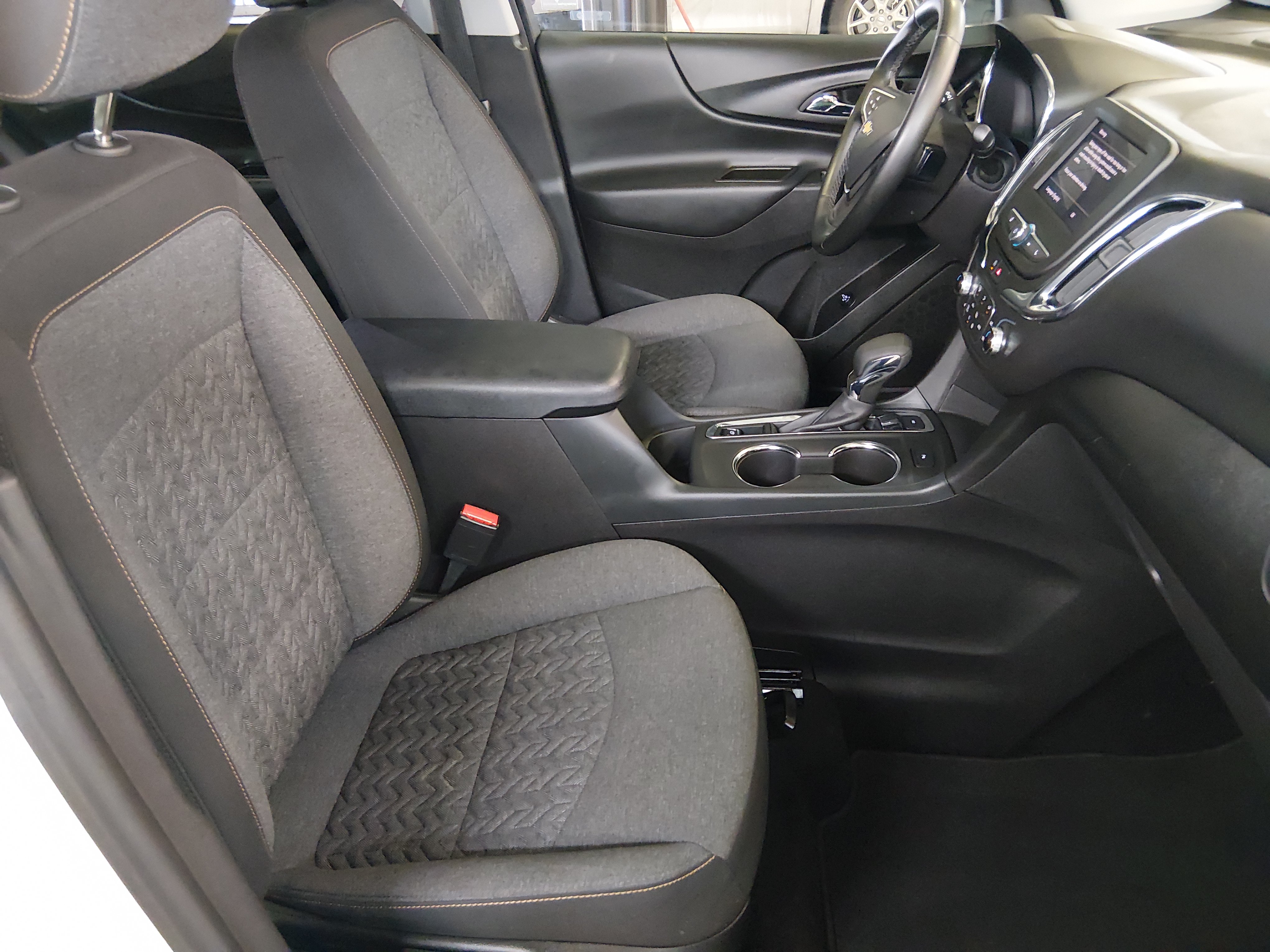 2024 Chevrolet Equinox LT - Photo 15