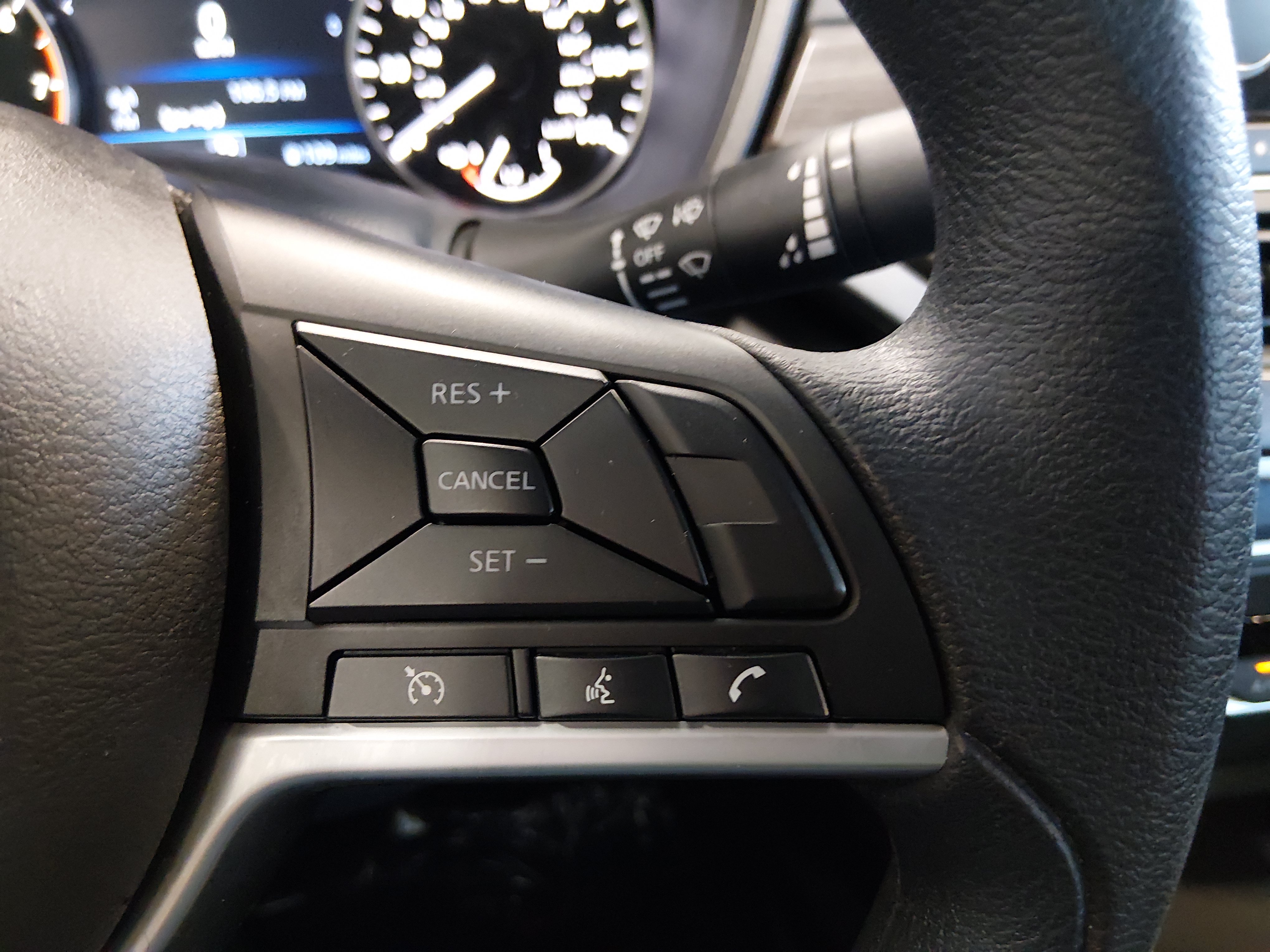2025 Nissan Altima SV - Photo 23