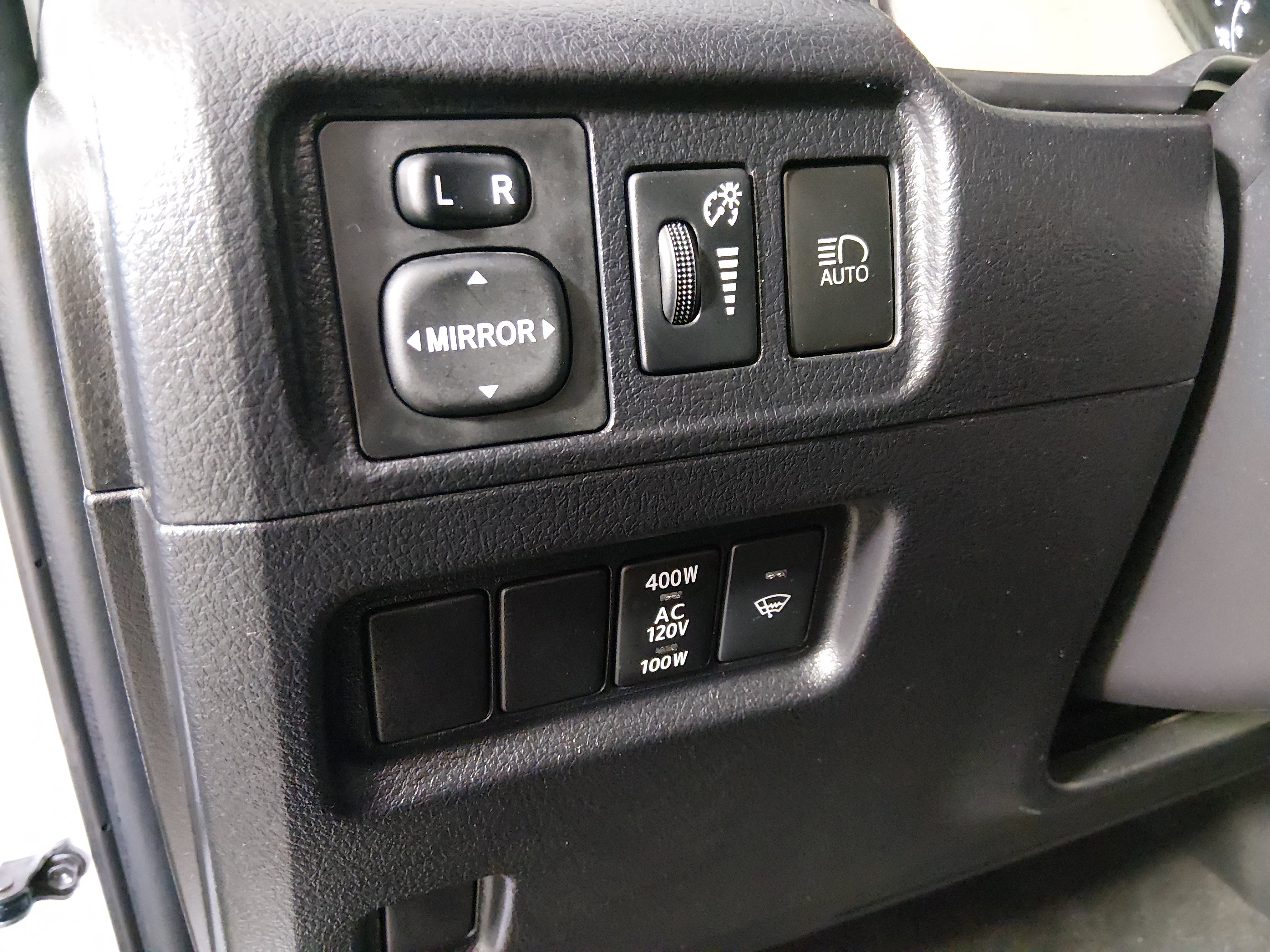 2024 Toyota 4Runner SR5 - Photo 13