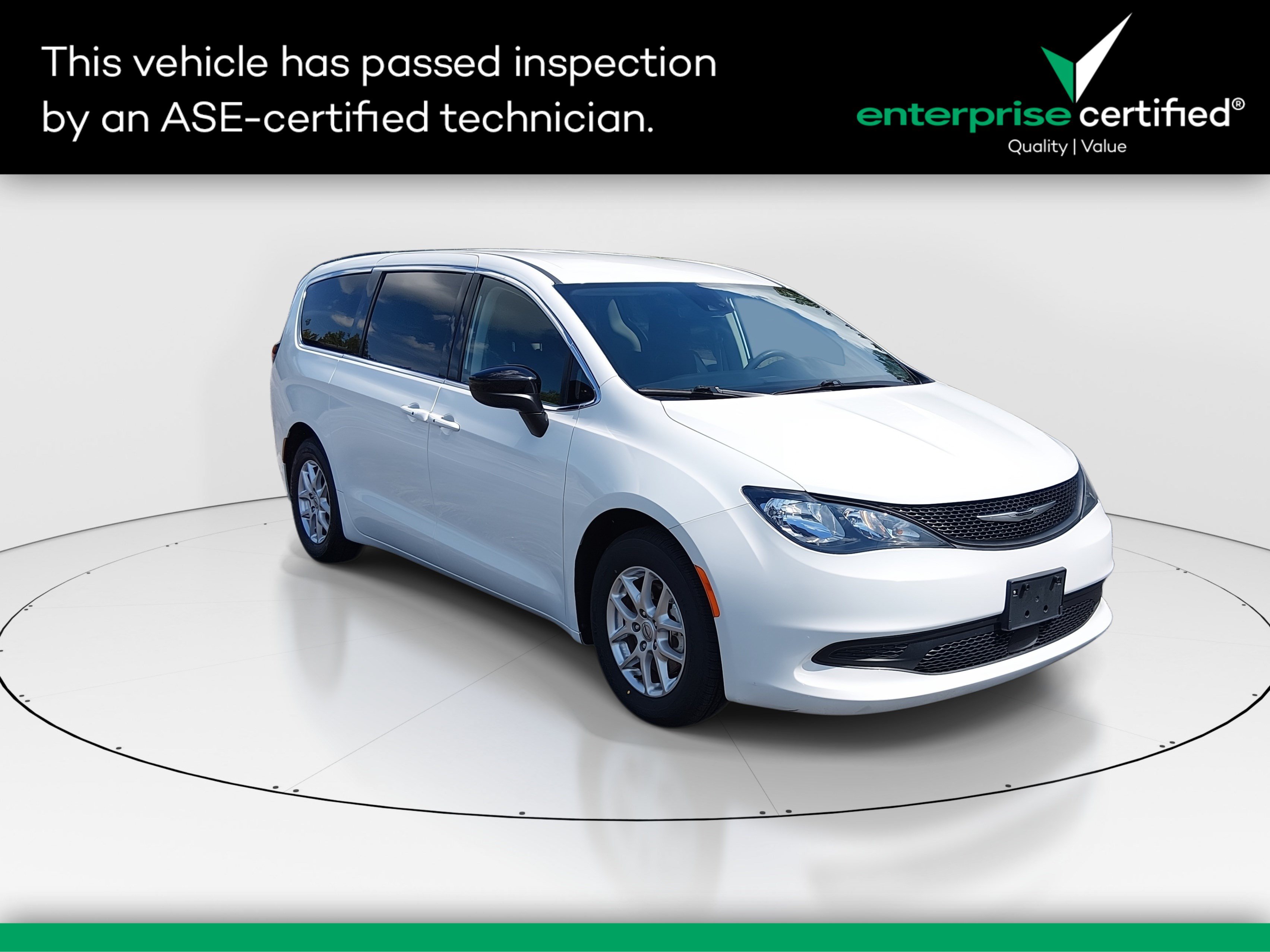 2024 Chrysler Voyager LX