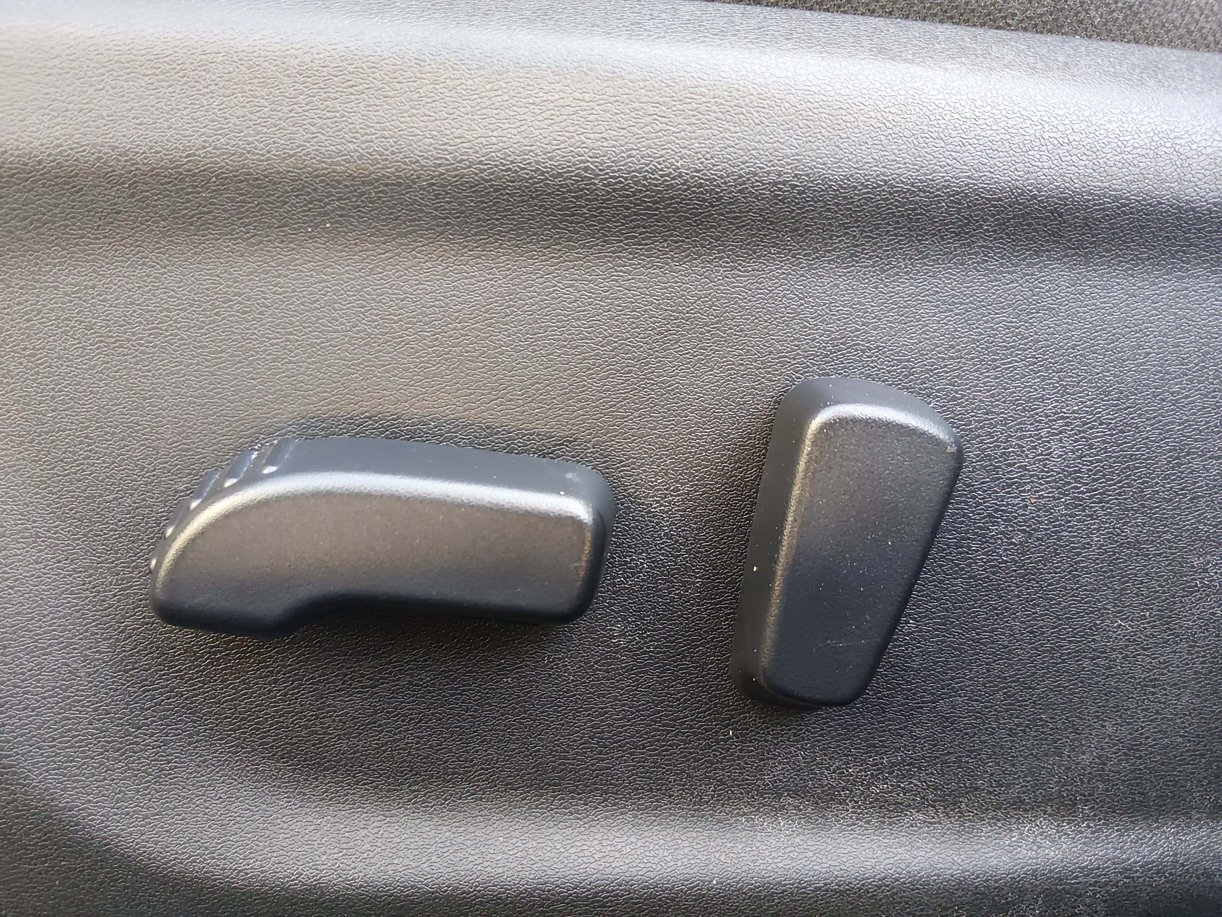 2024 Nissan Altima SV - Photo 19