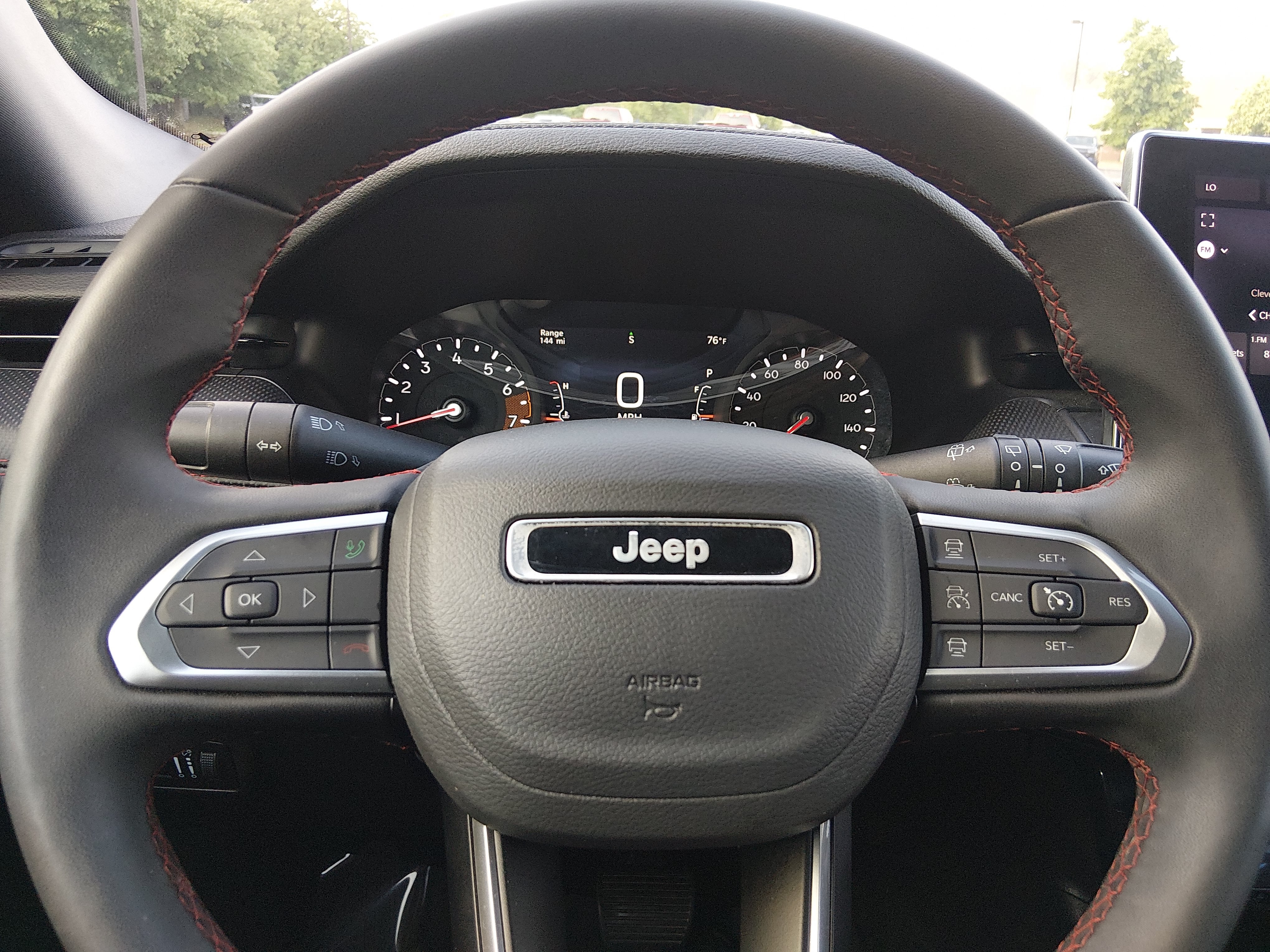 2025 Jeep Compass Trailhawk - Photo 13