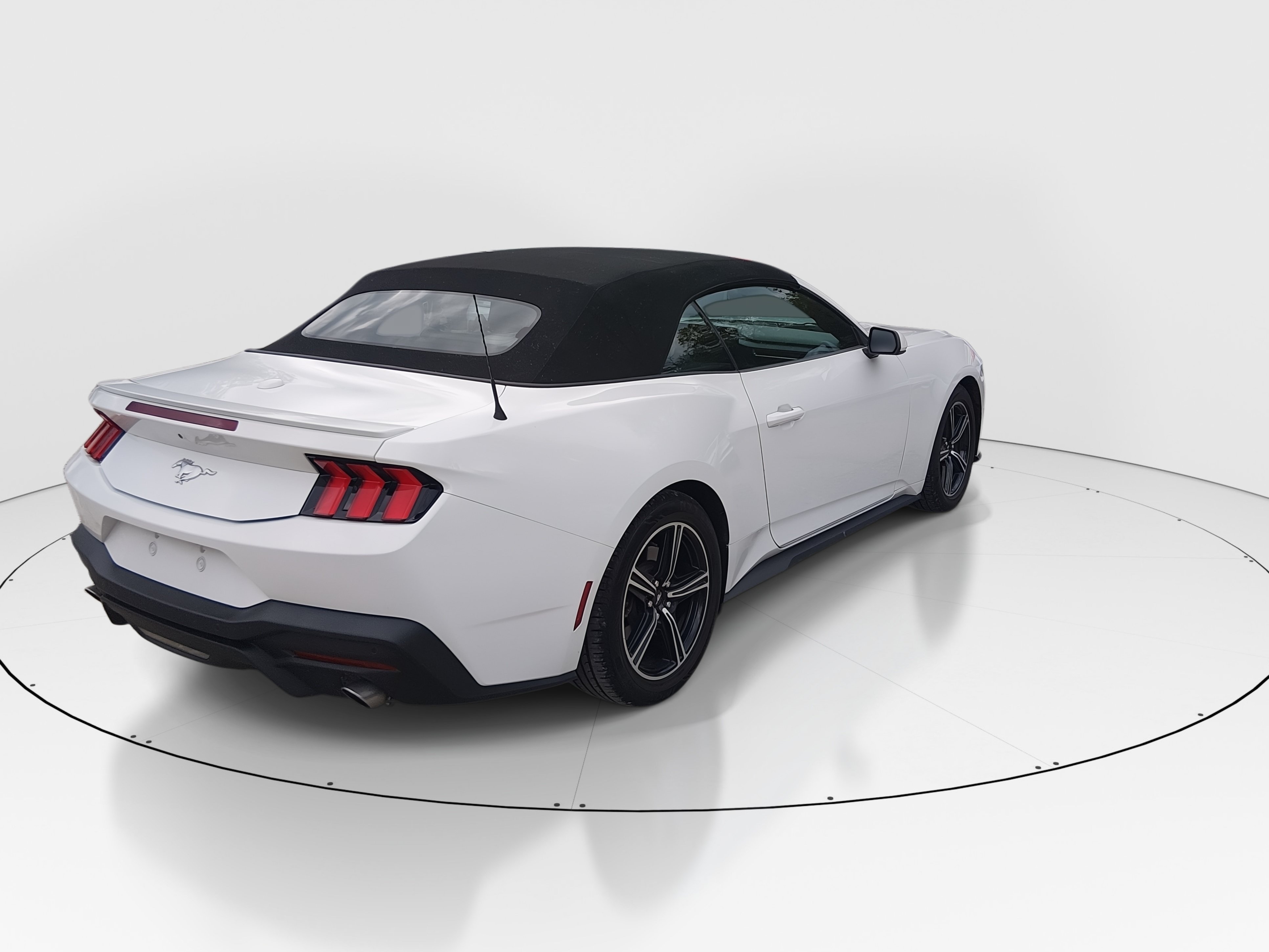 2024 Ford Mustang EcoBoost Premium - Photo 7