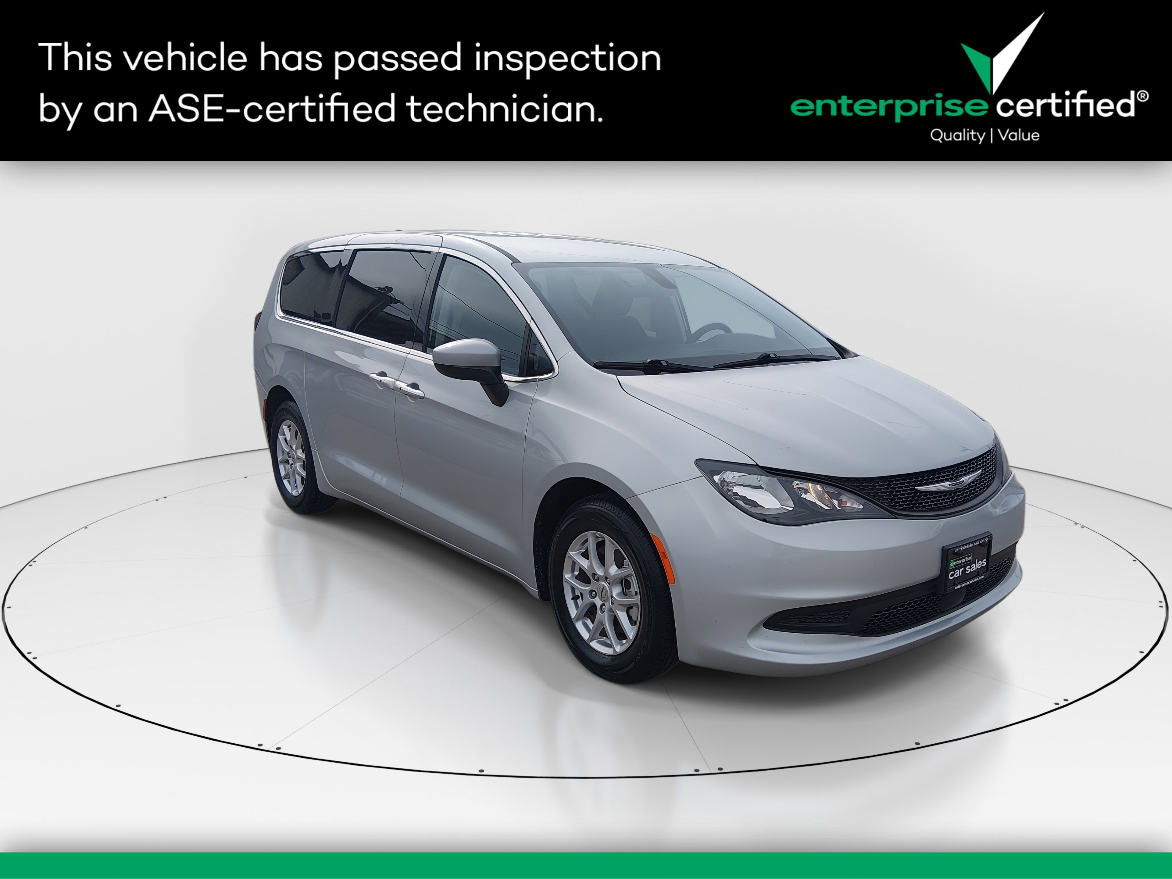 2022 Chrysler Voyager