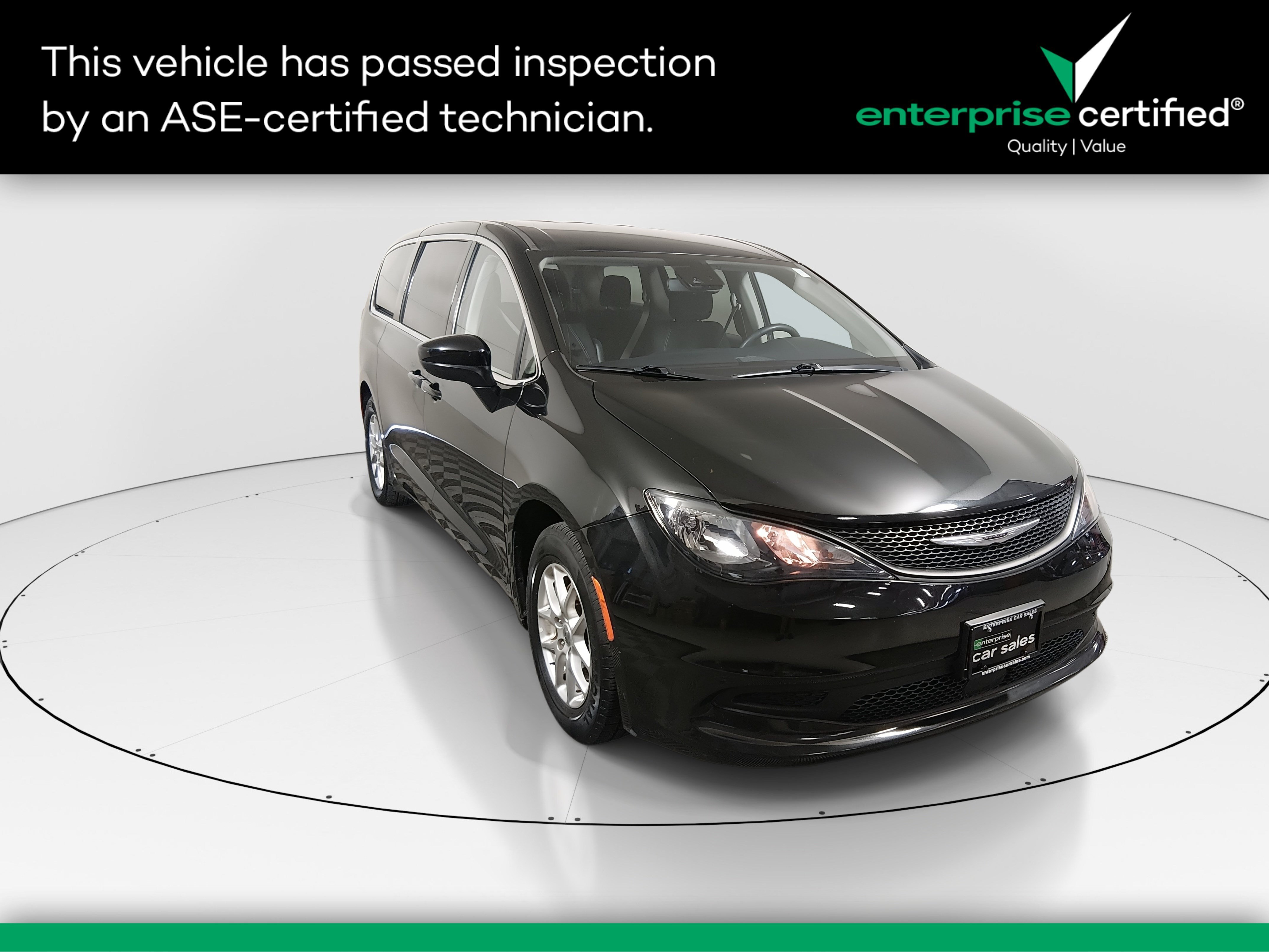 2023 Chrysler Voyager