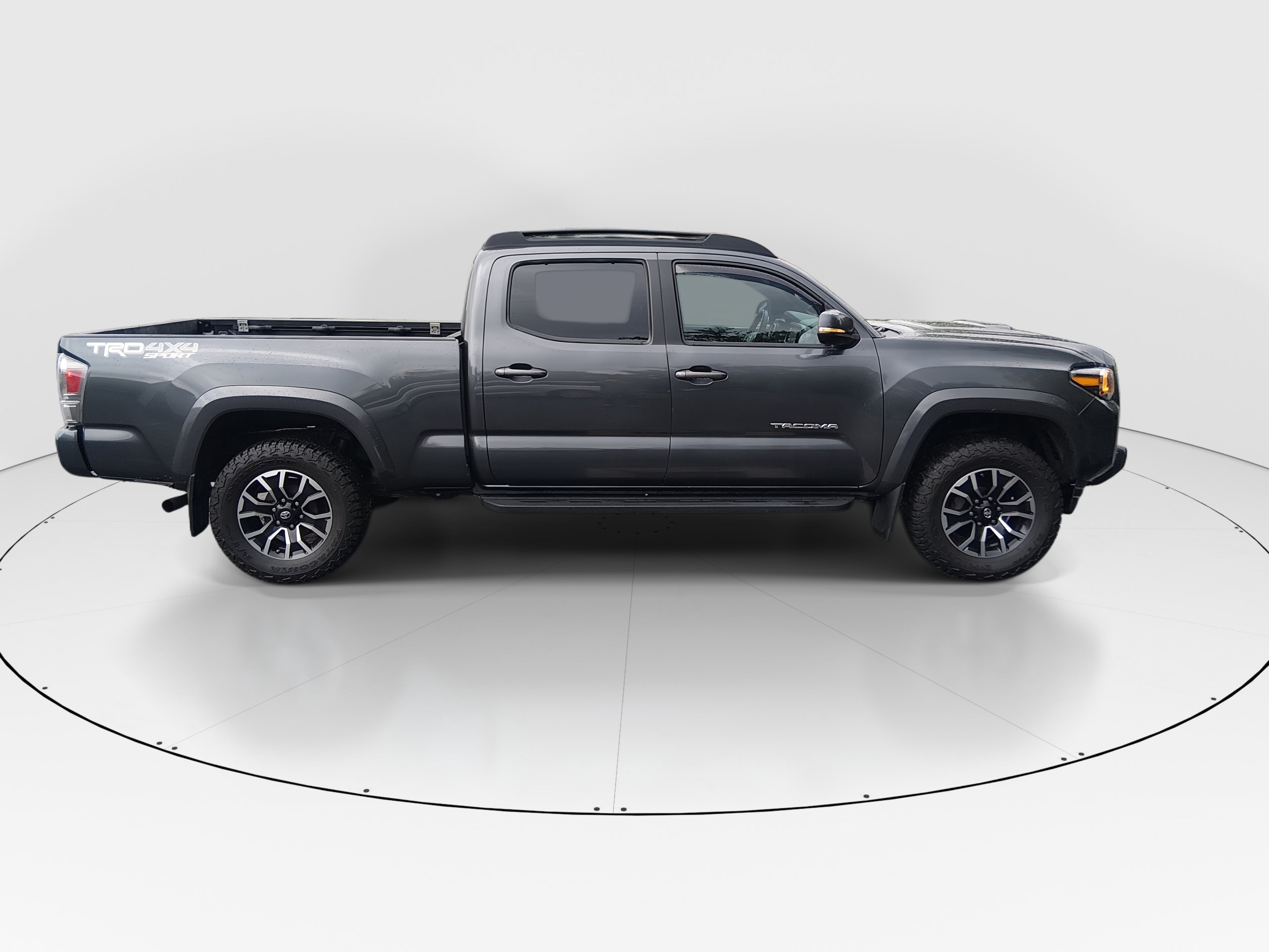 2021 Toyota Tacoma TRD Sport - Photo 8