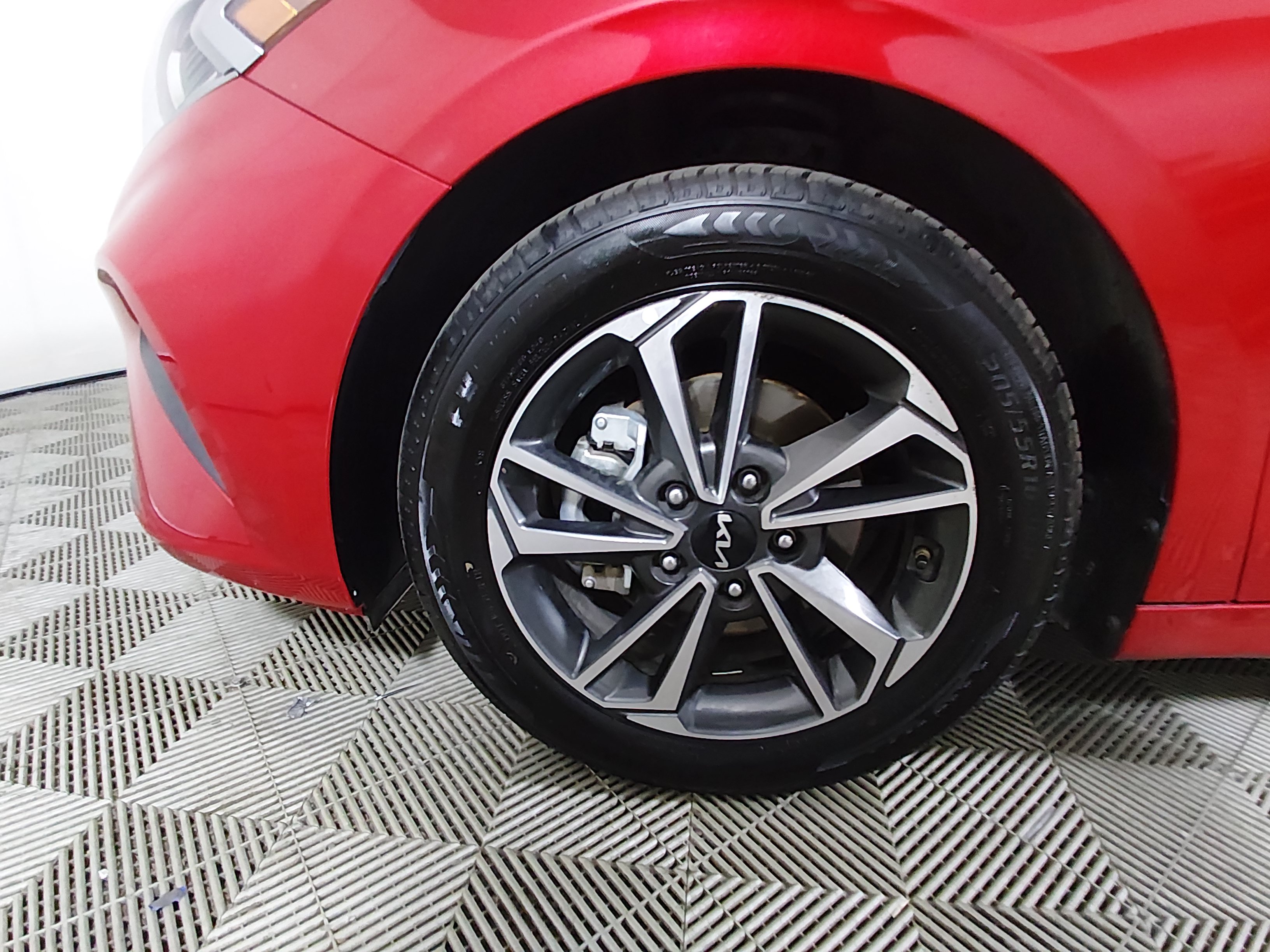 2024 Kia Forte LXS - Photo 10