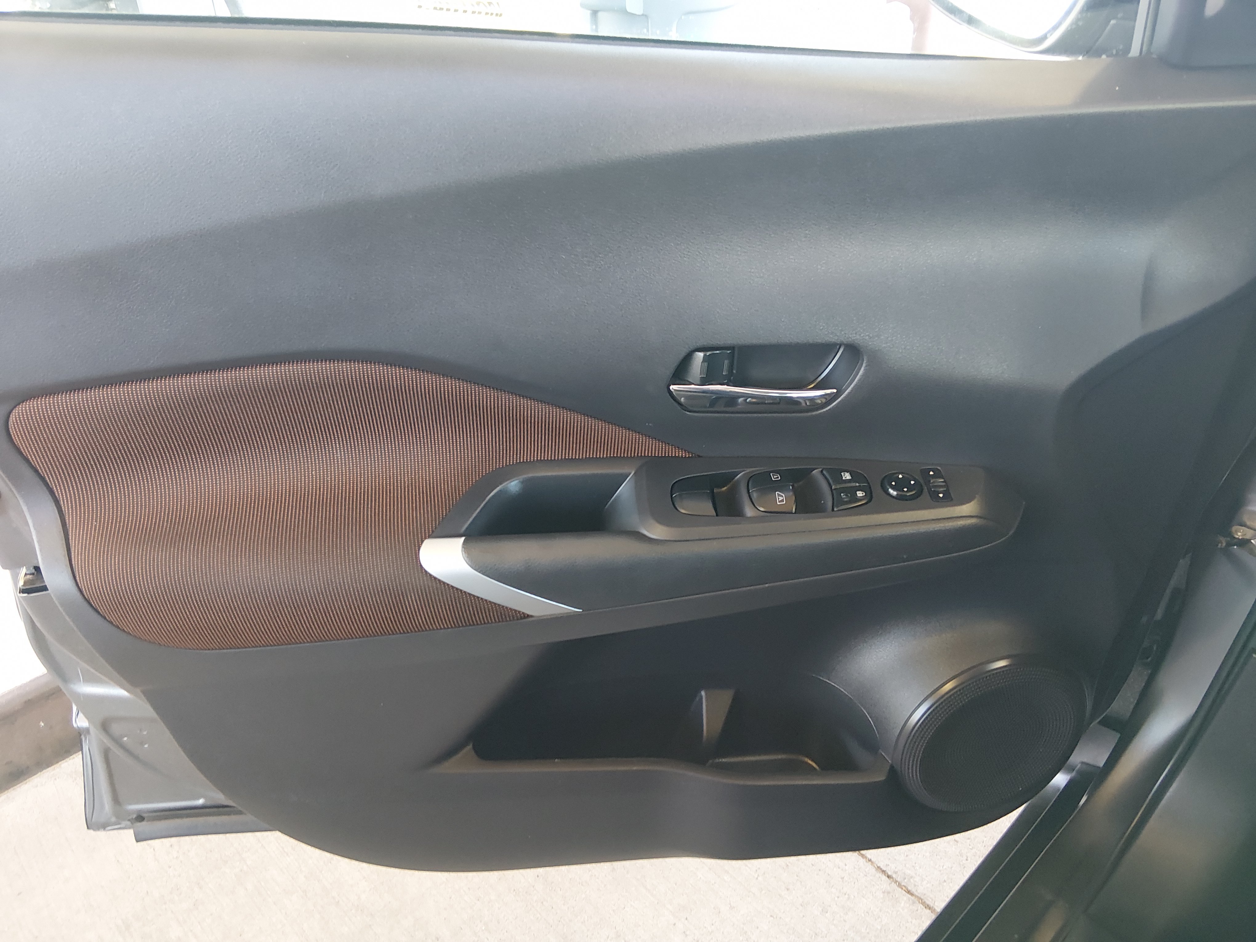 2024 Nissan Kicks SR - Photo 21