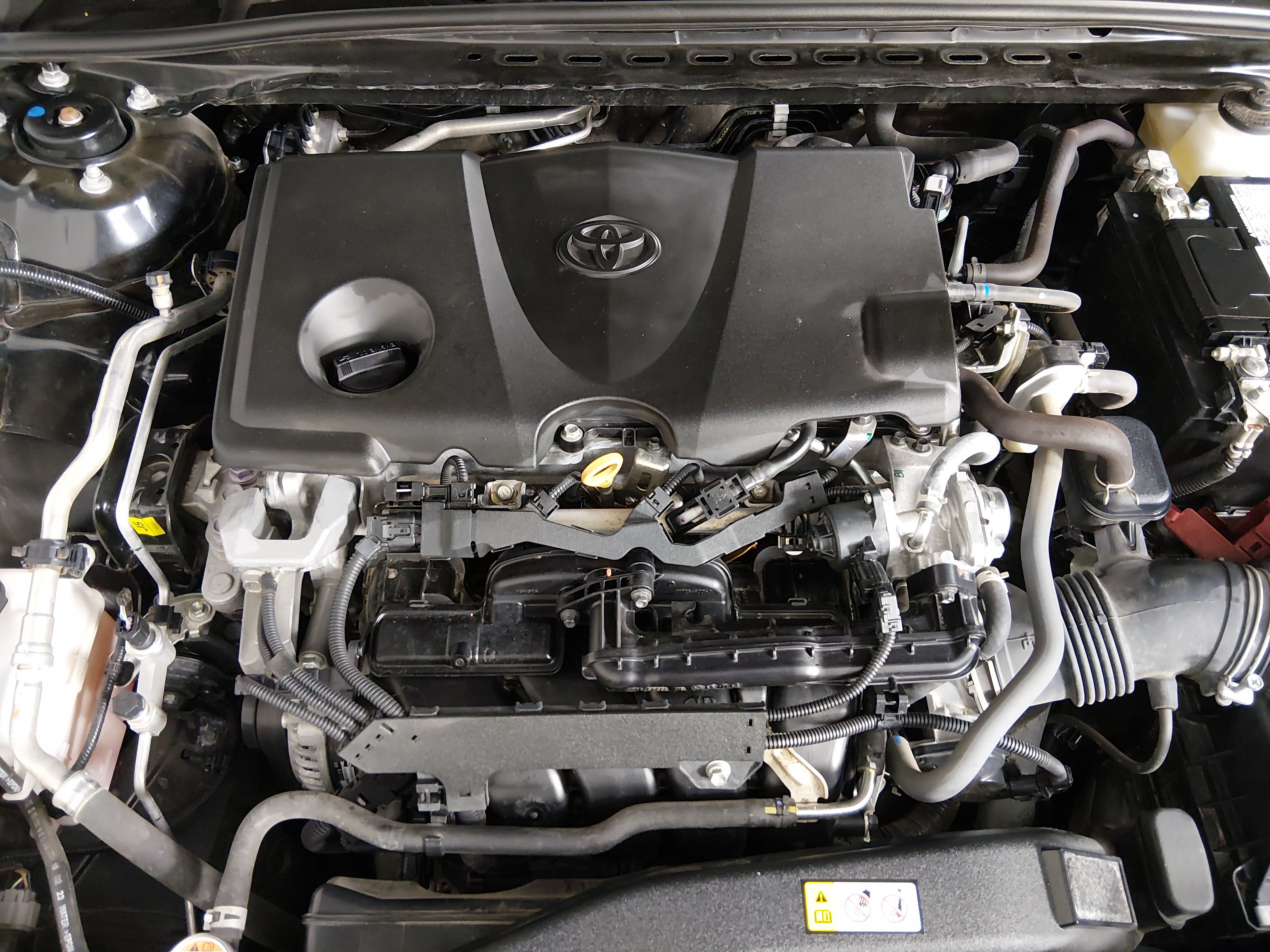 2024 Toyota Camry SE - Photo 9