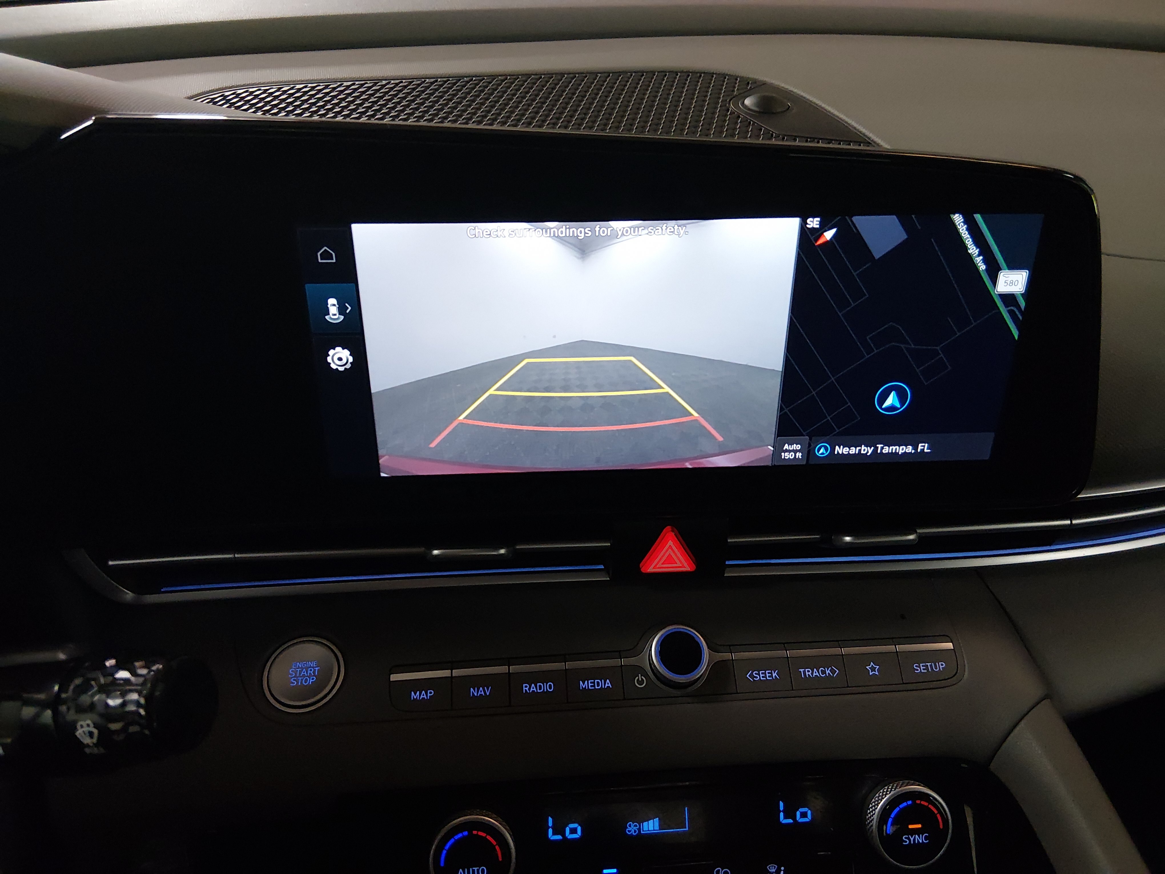 2025 Hyundai Elantra SEL - Photo 16