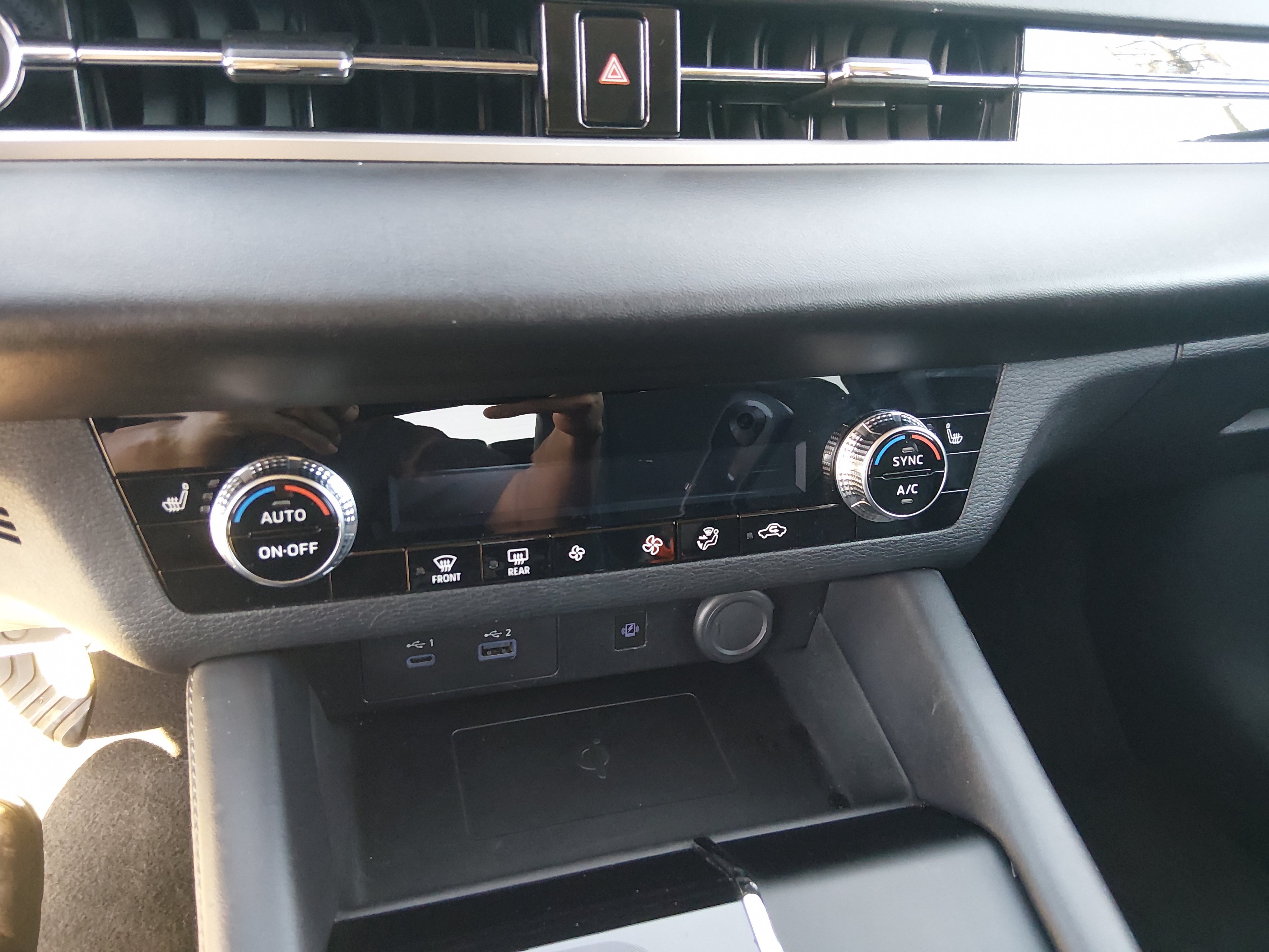 2024 Mitsubishi Outlander SE - Photo 19