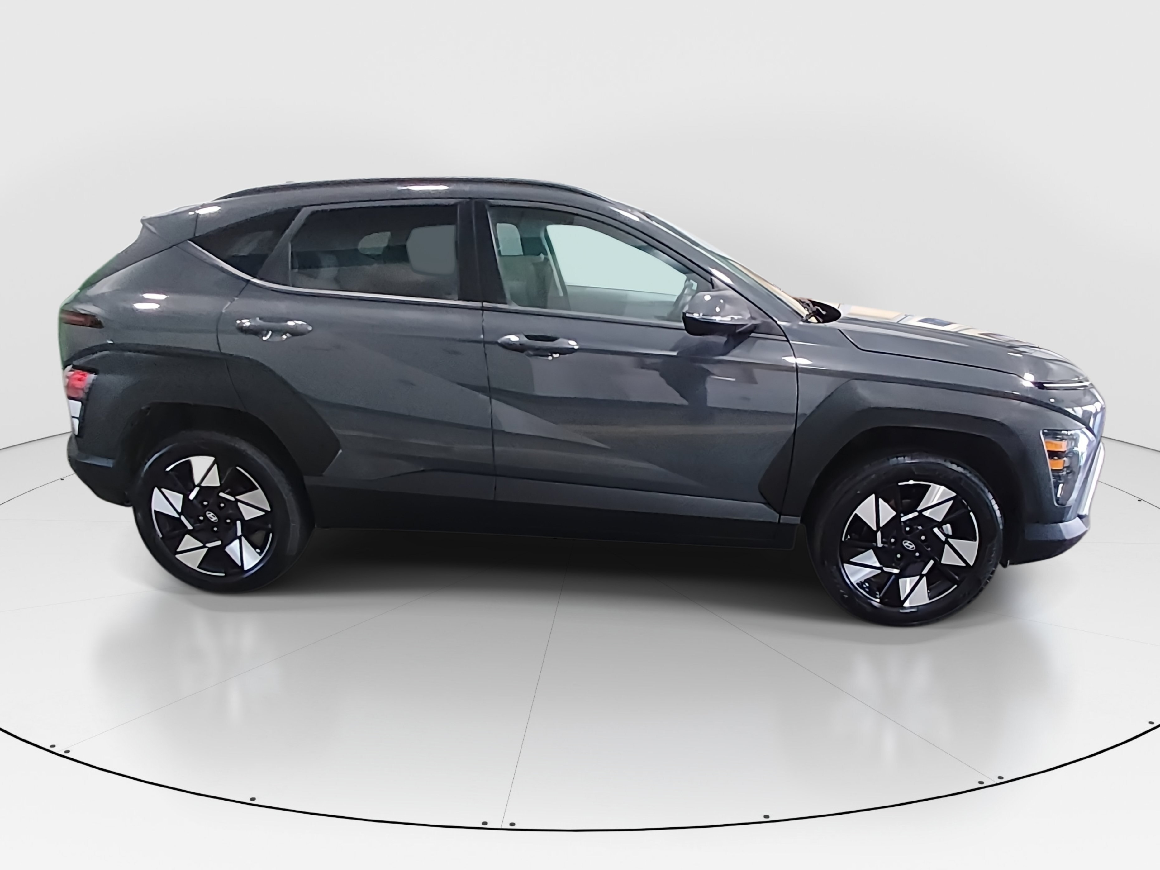 2025 Hyundai Kona SEL - Photo 8