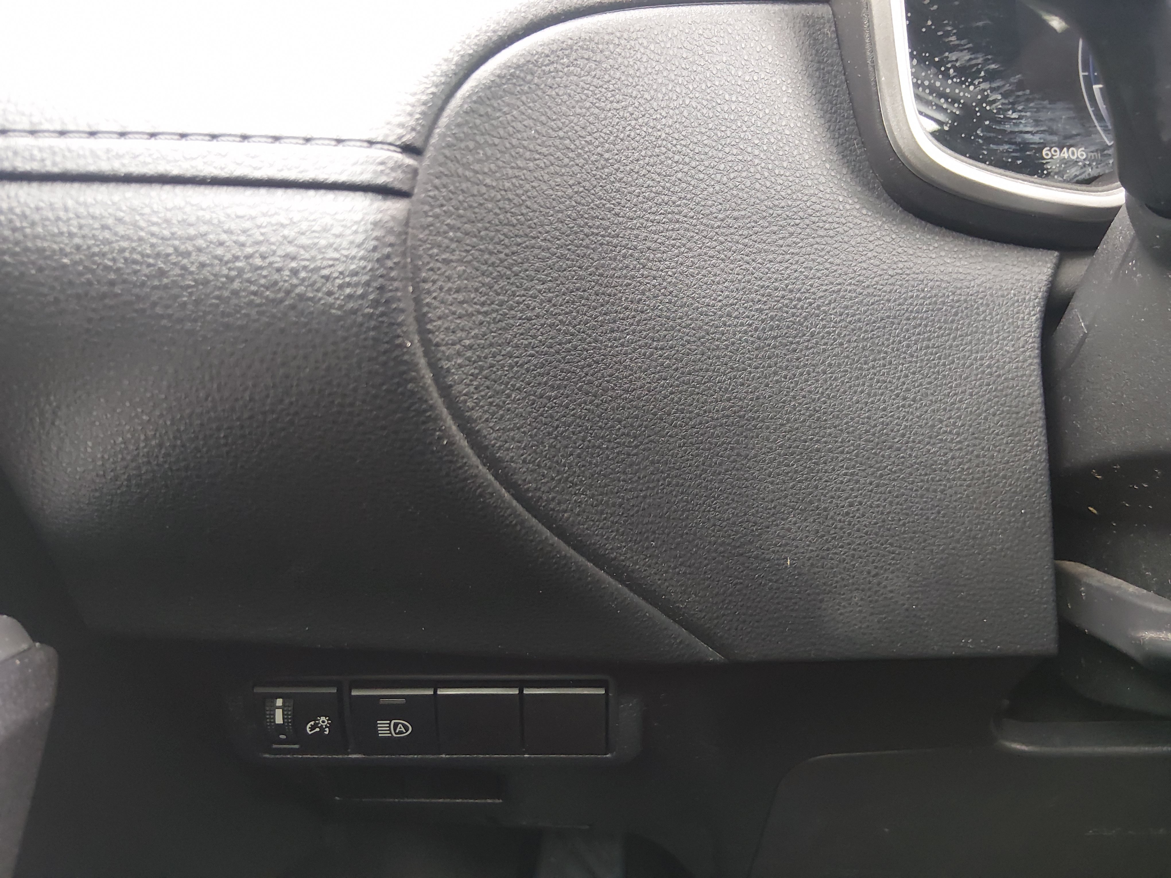 2024 Toyota Corolla Cross XLE - Photo 12