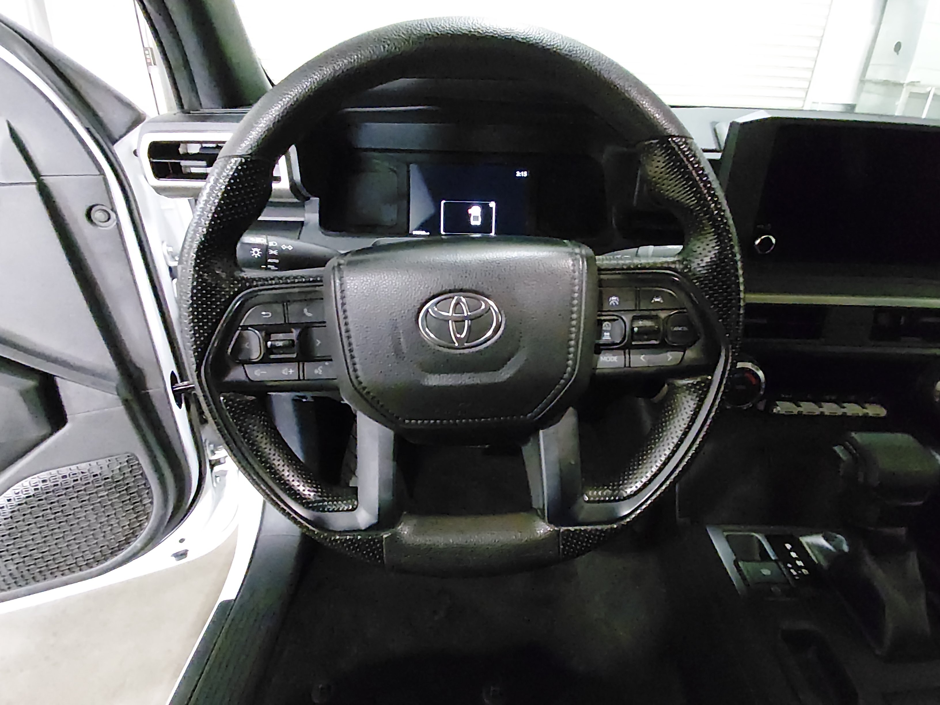2024 Toyota Tacoma SR - Photo 12