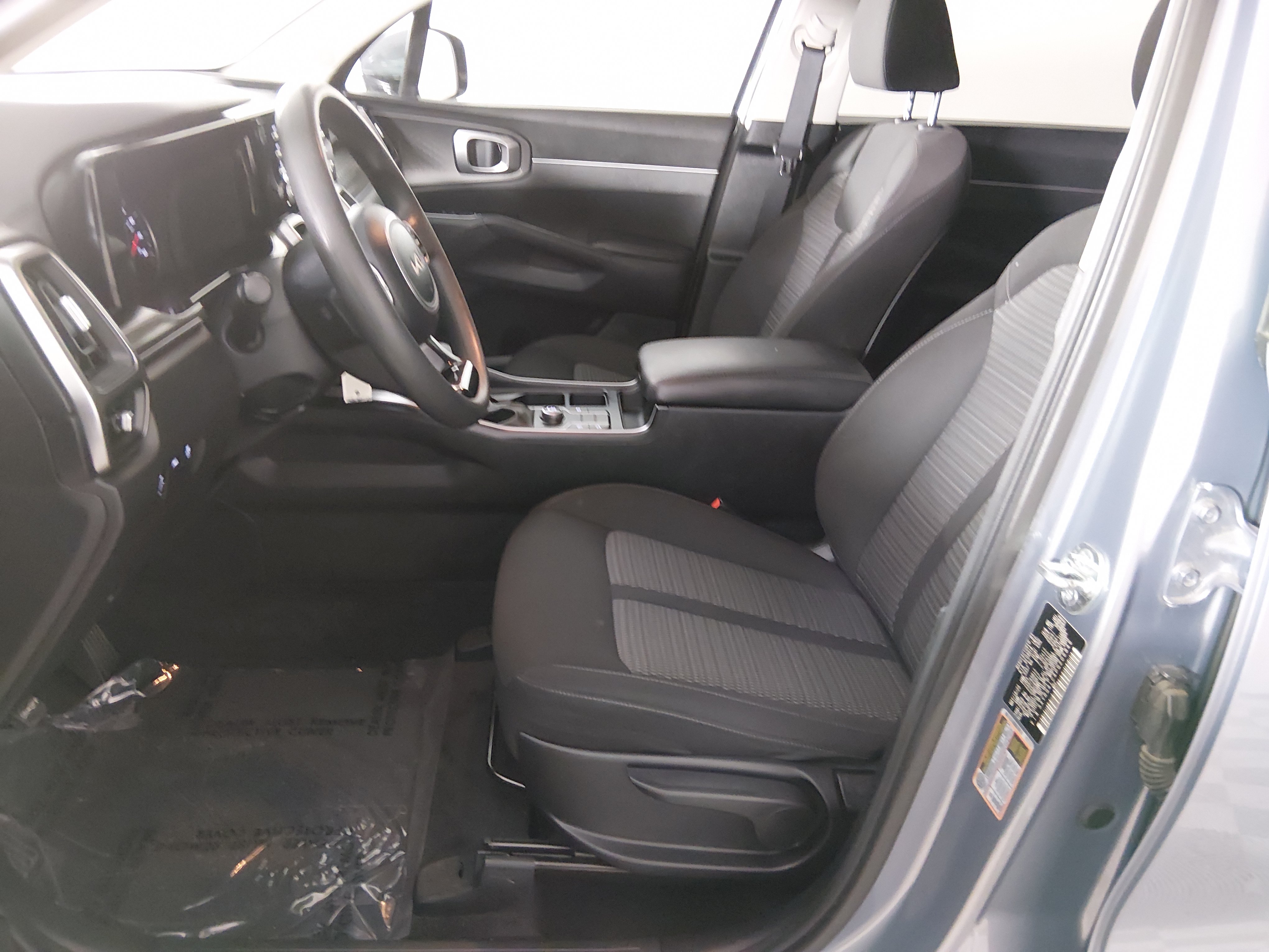 2023 Kia Sorento — photo 20 view