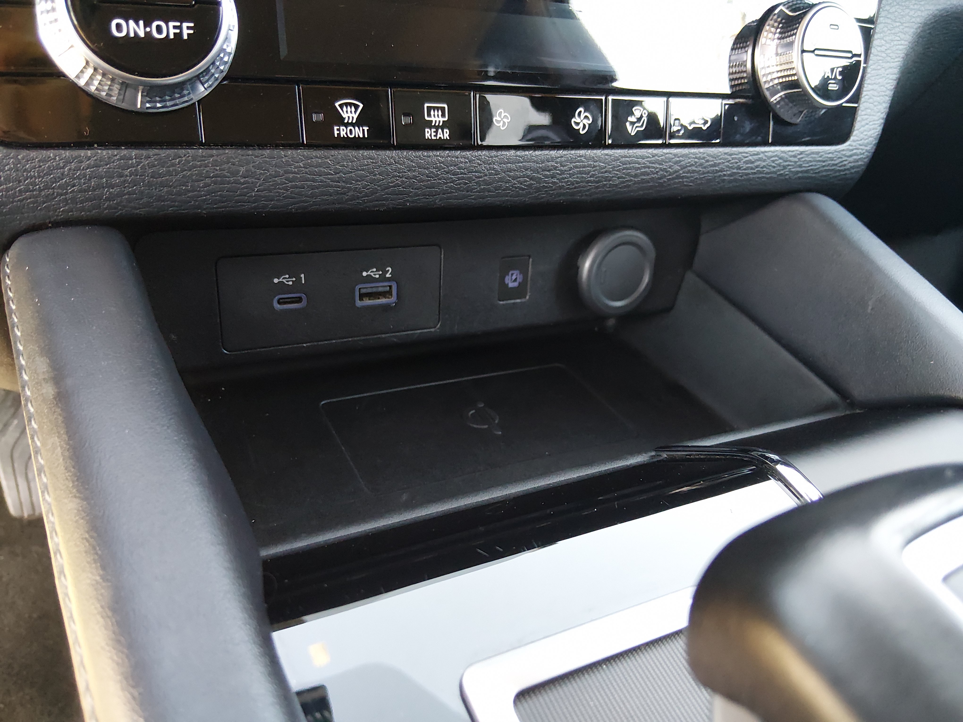 2024 Mitsubishi Outlander SE - Photo 21