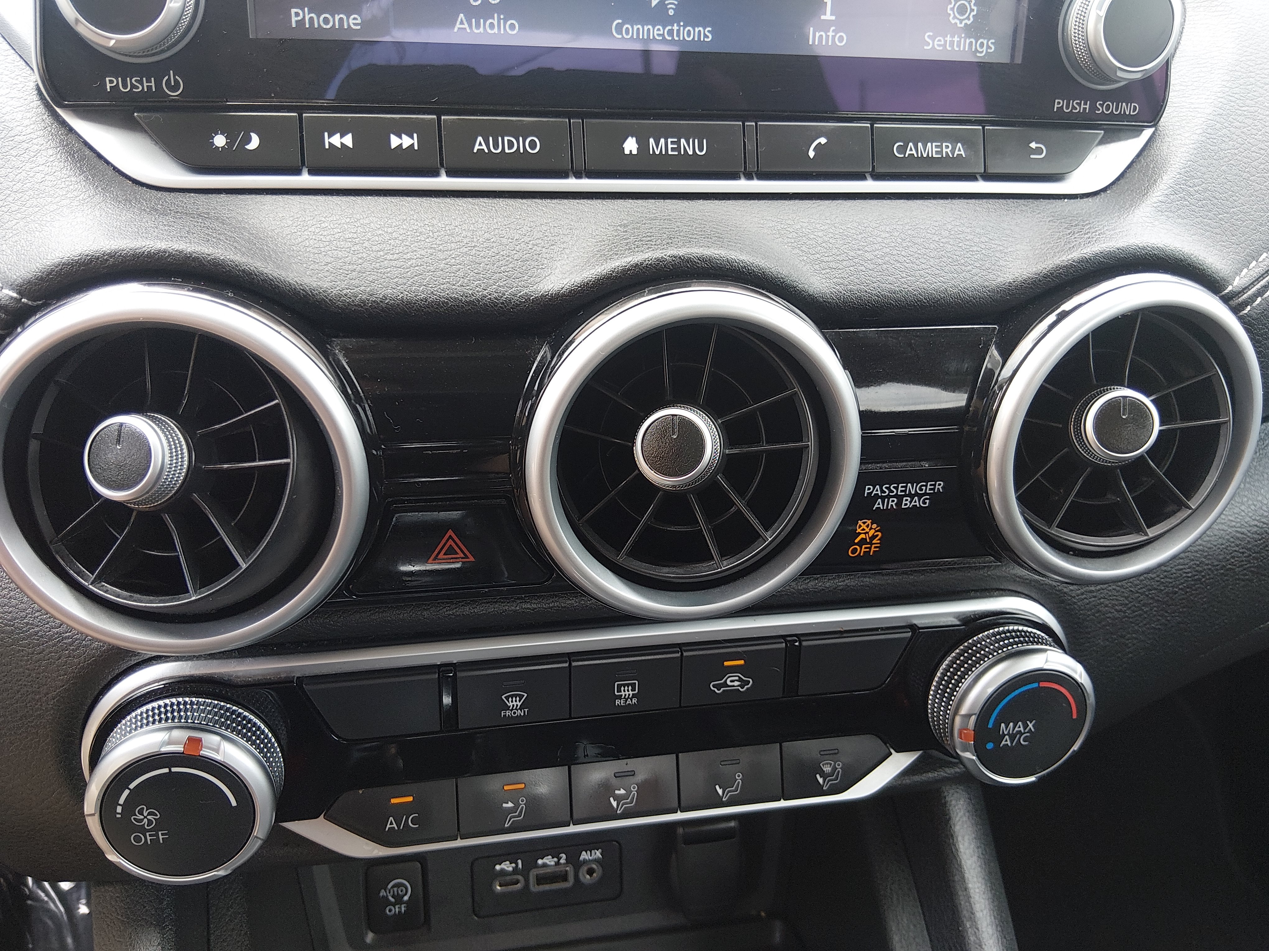 2024 Nissan Sentra SV - Photo 19