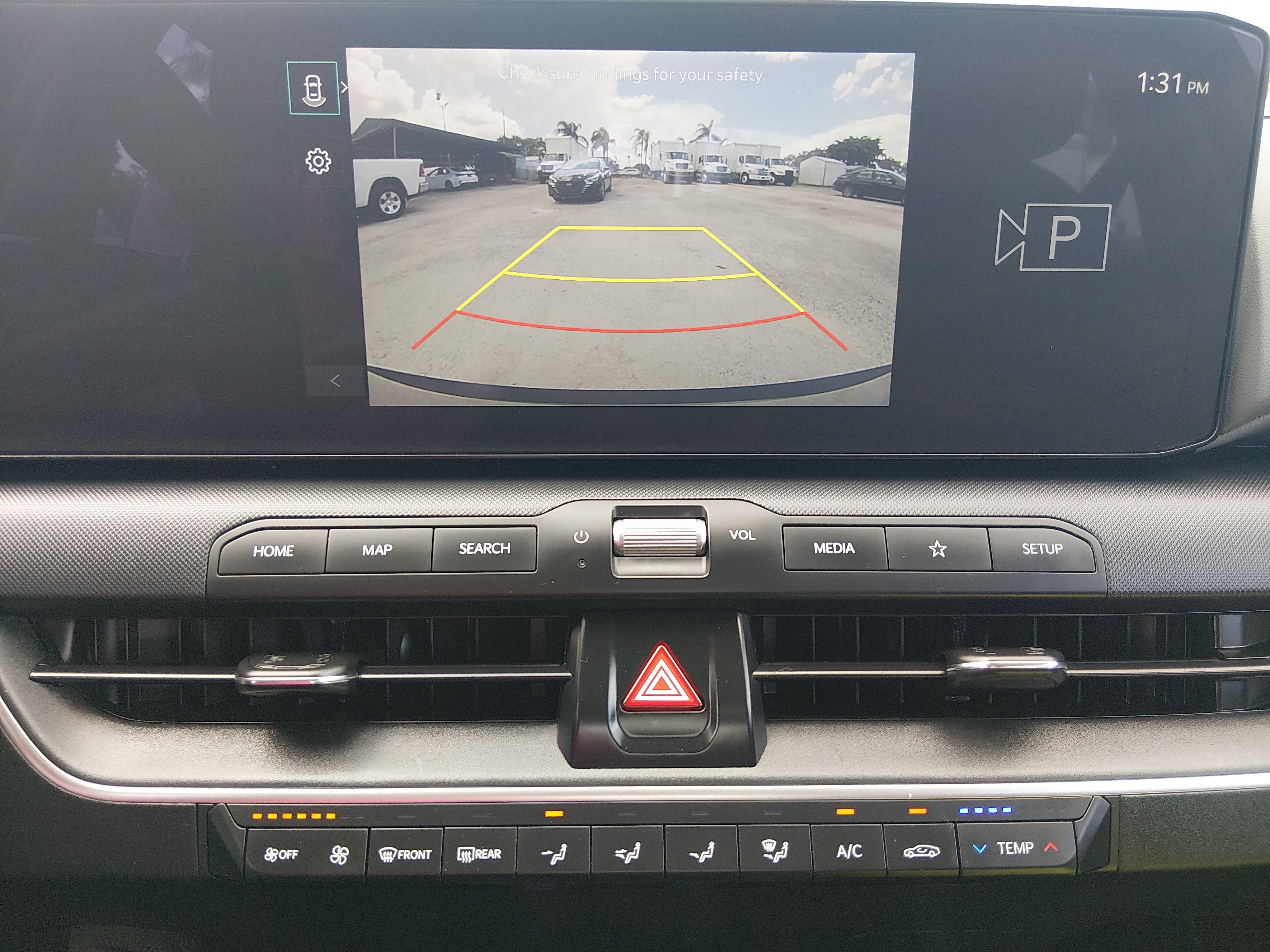 2025 Kia K4 LXS - Photo 16