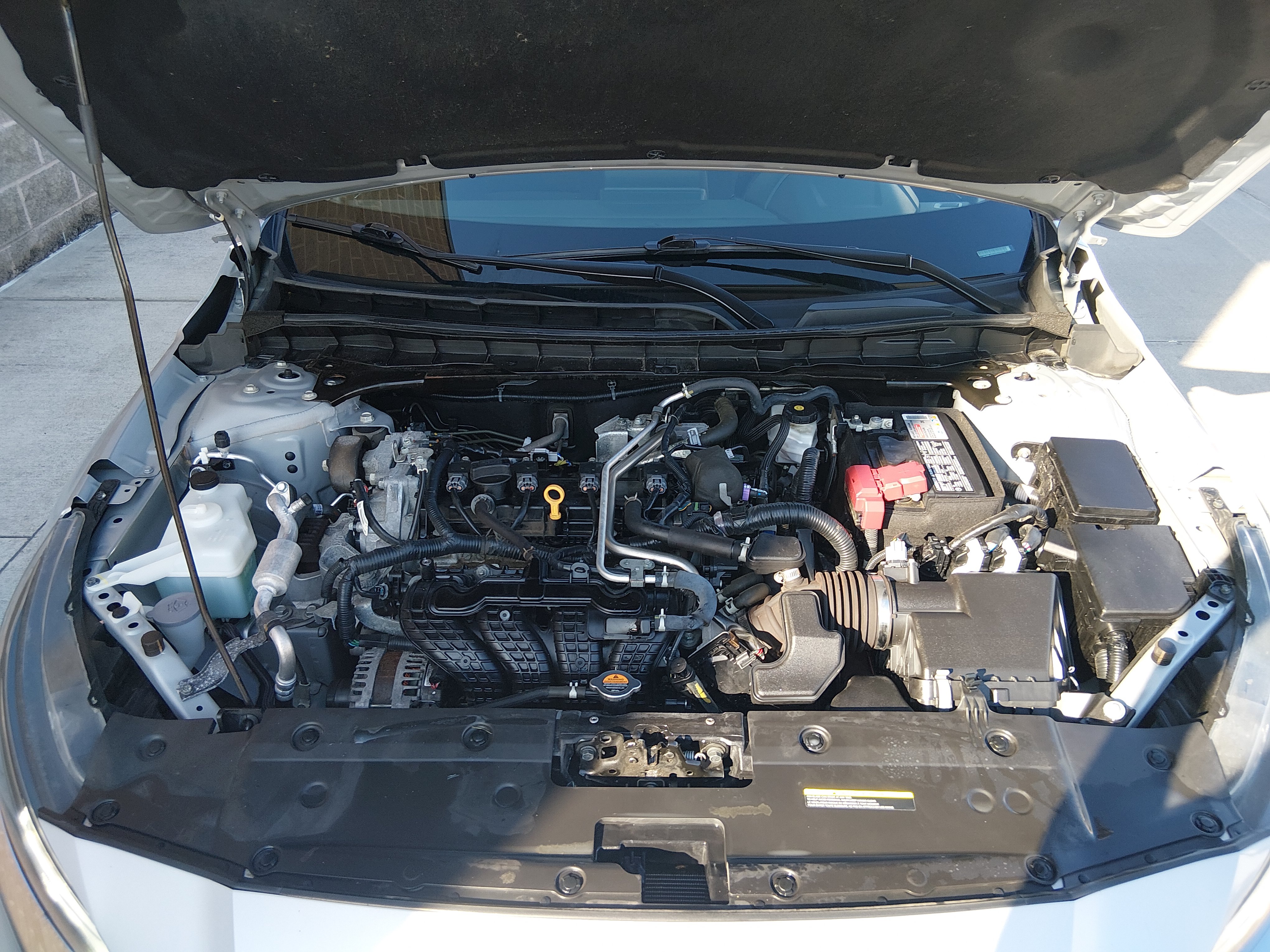 2024 Nissan Altima SV - Photo 9