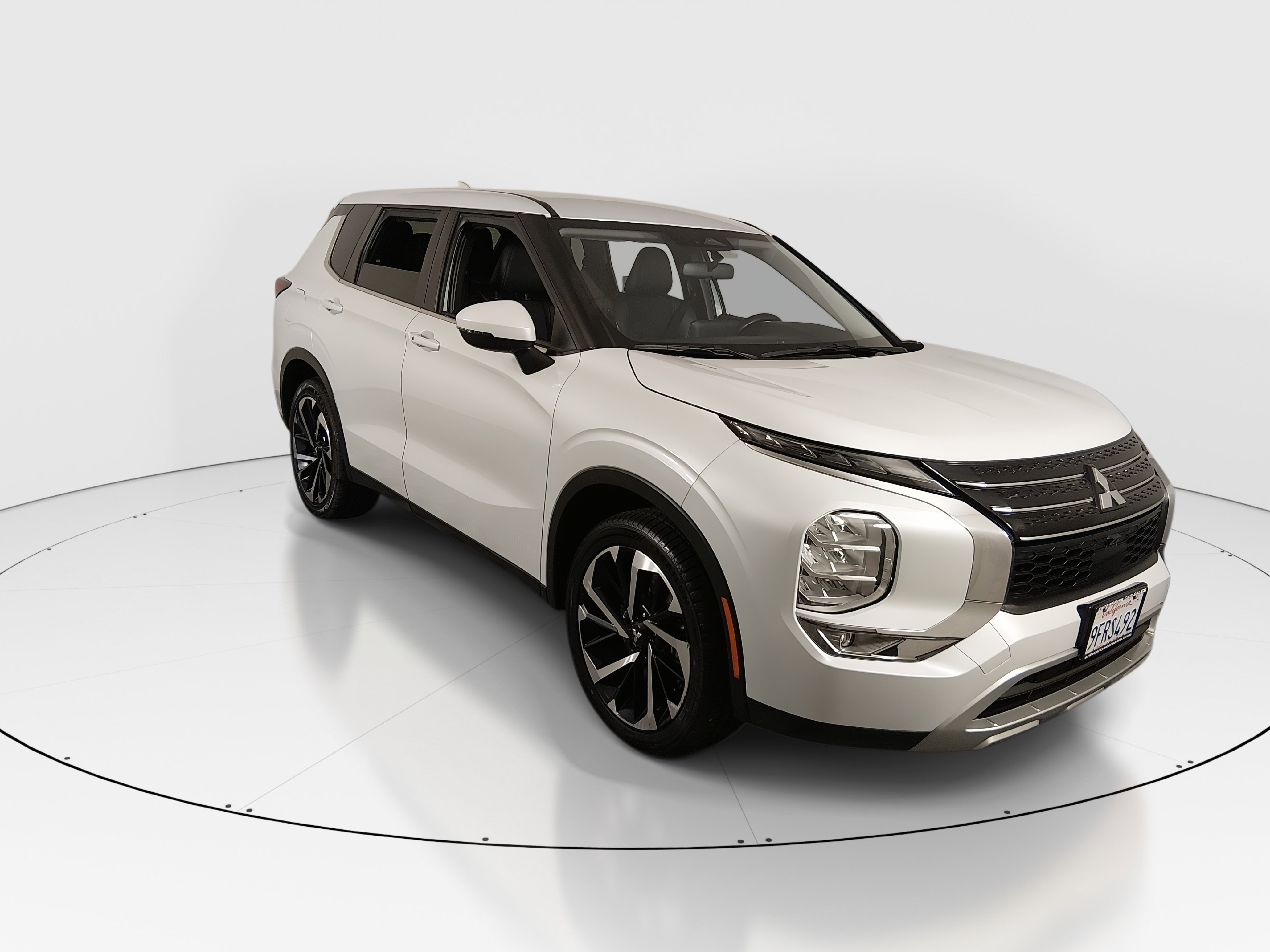 2023 Mitsubishi Outlander
