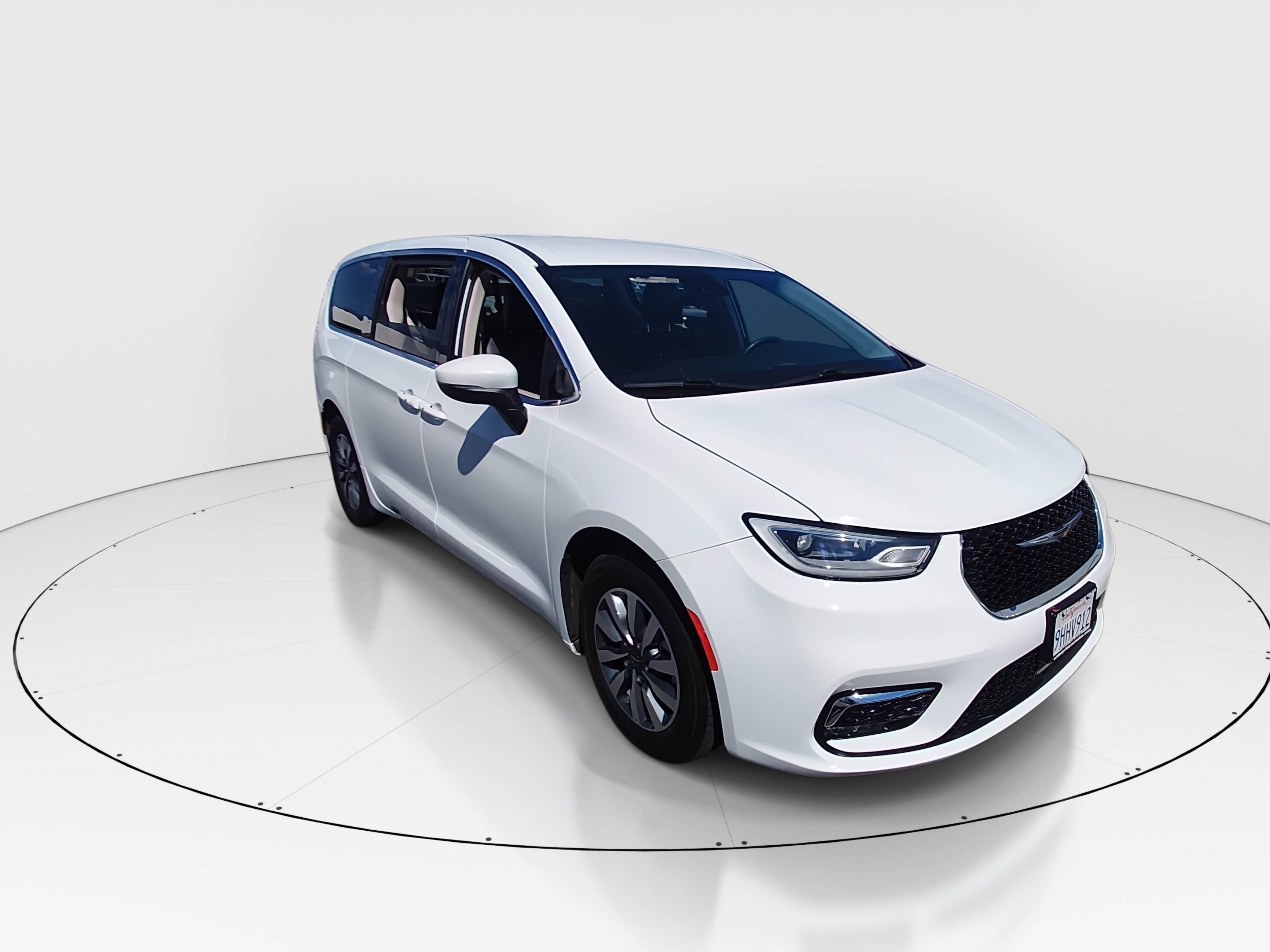 2023 Chrysler Pacifica Hybrid