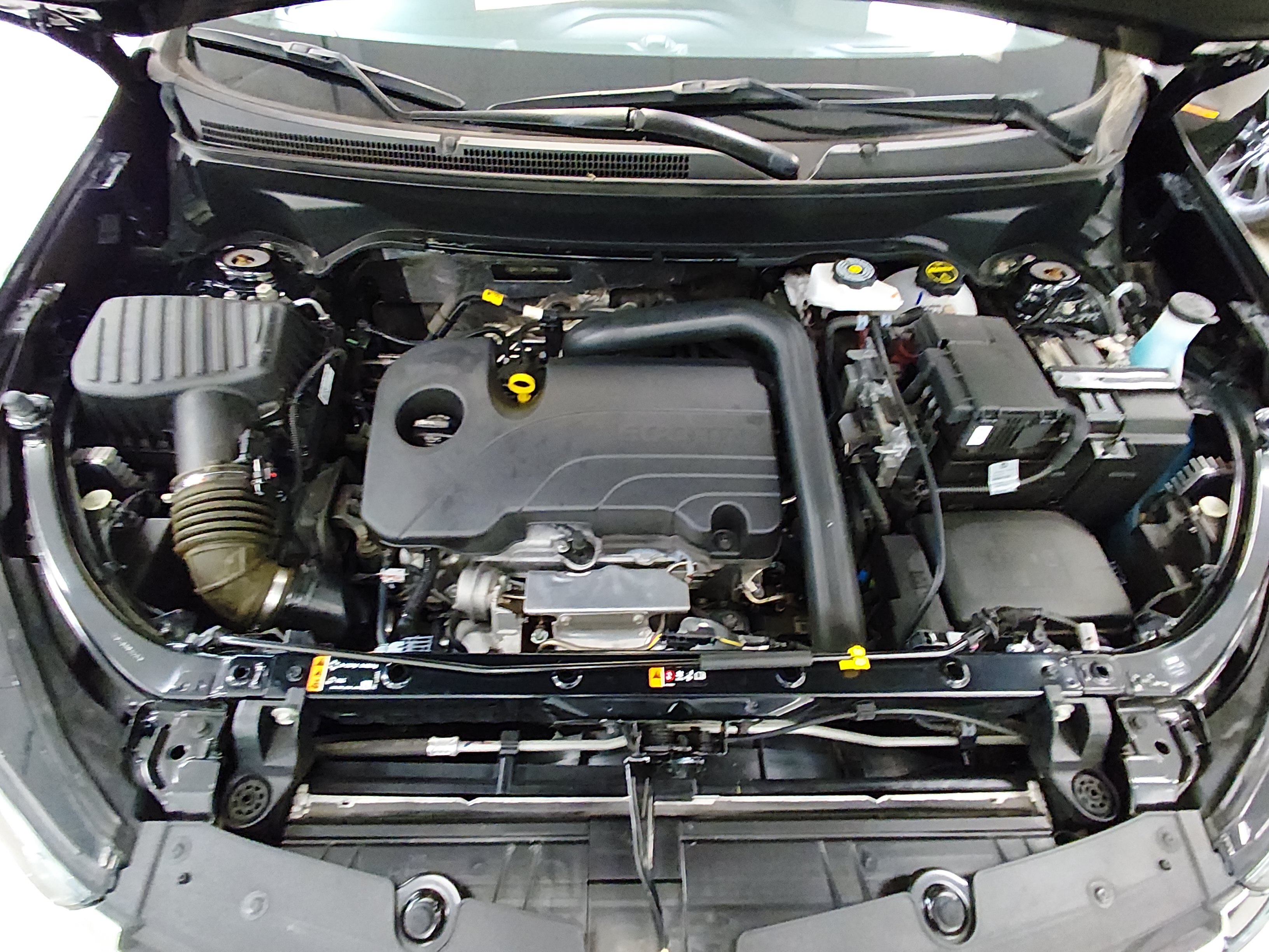 2024 Chevrolet Equinox LT - Photo 9