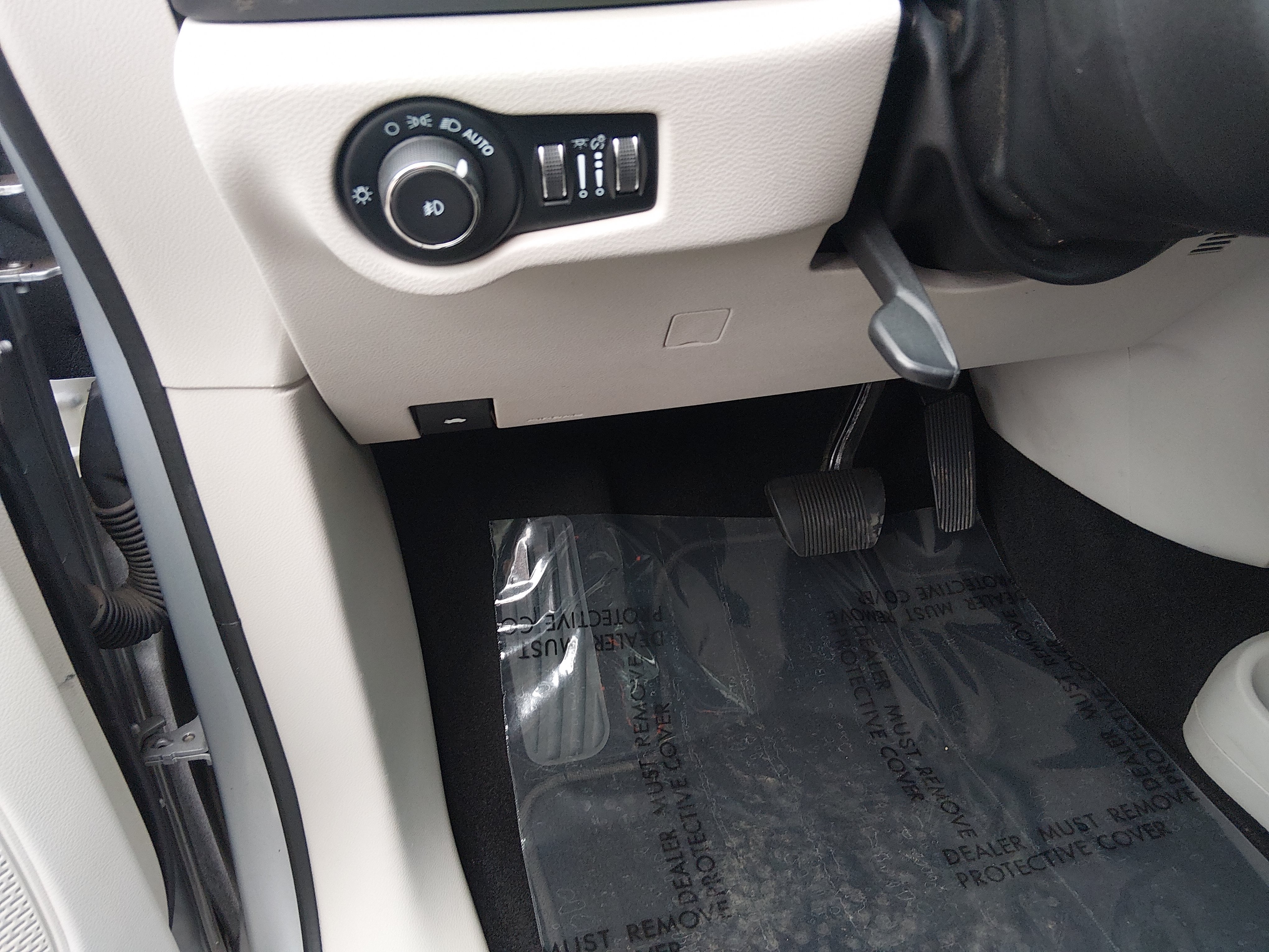 2023 Chrysler Pacifica Touring L - Photo 13