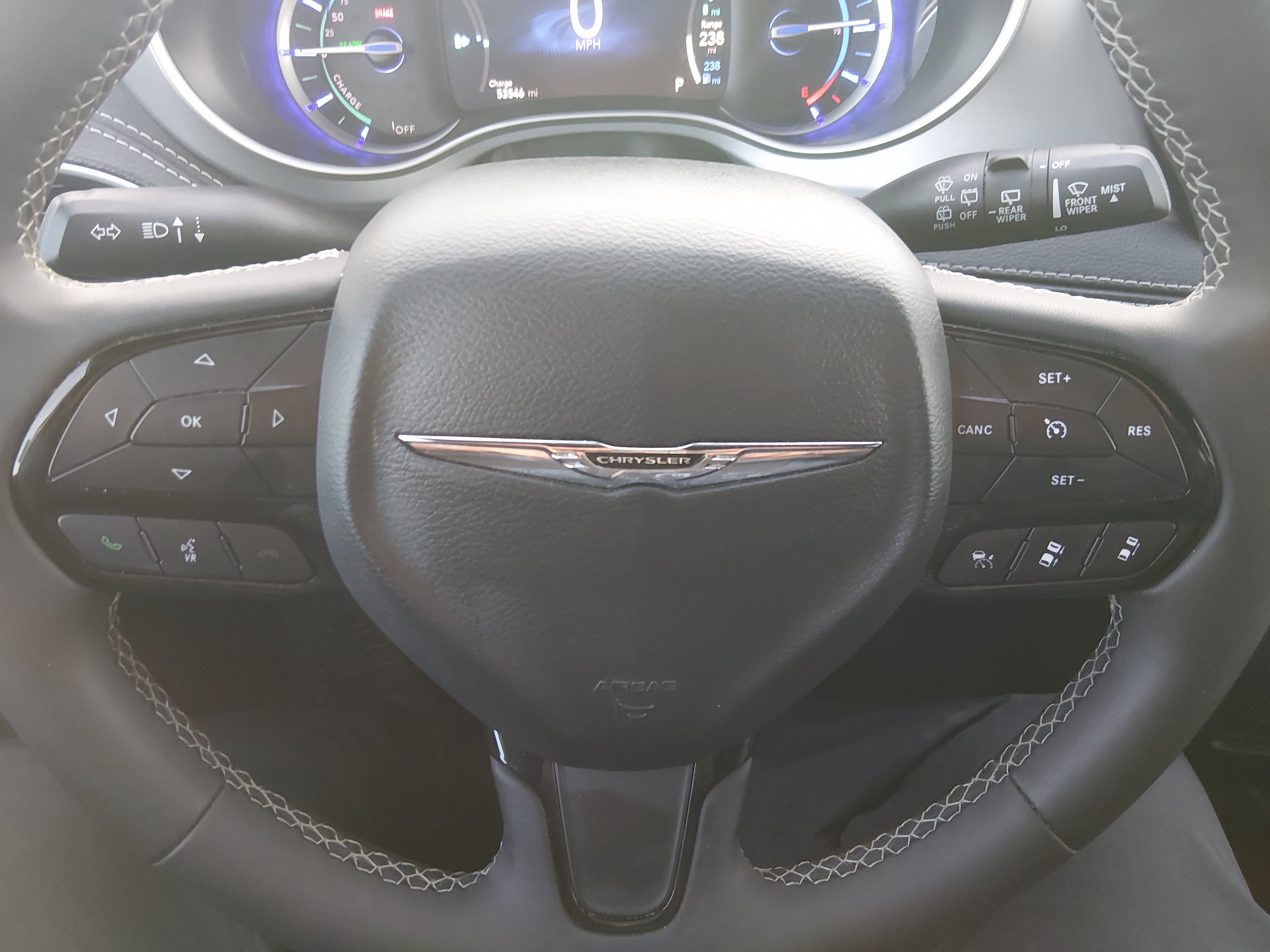 2024 Chrysler Pacifica PHEV Select - Photo 12