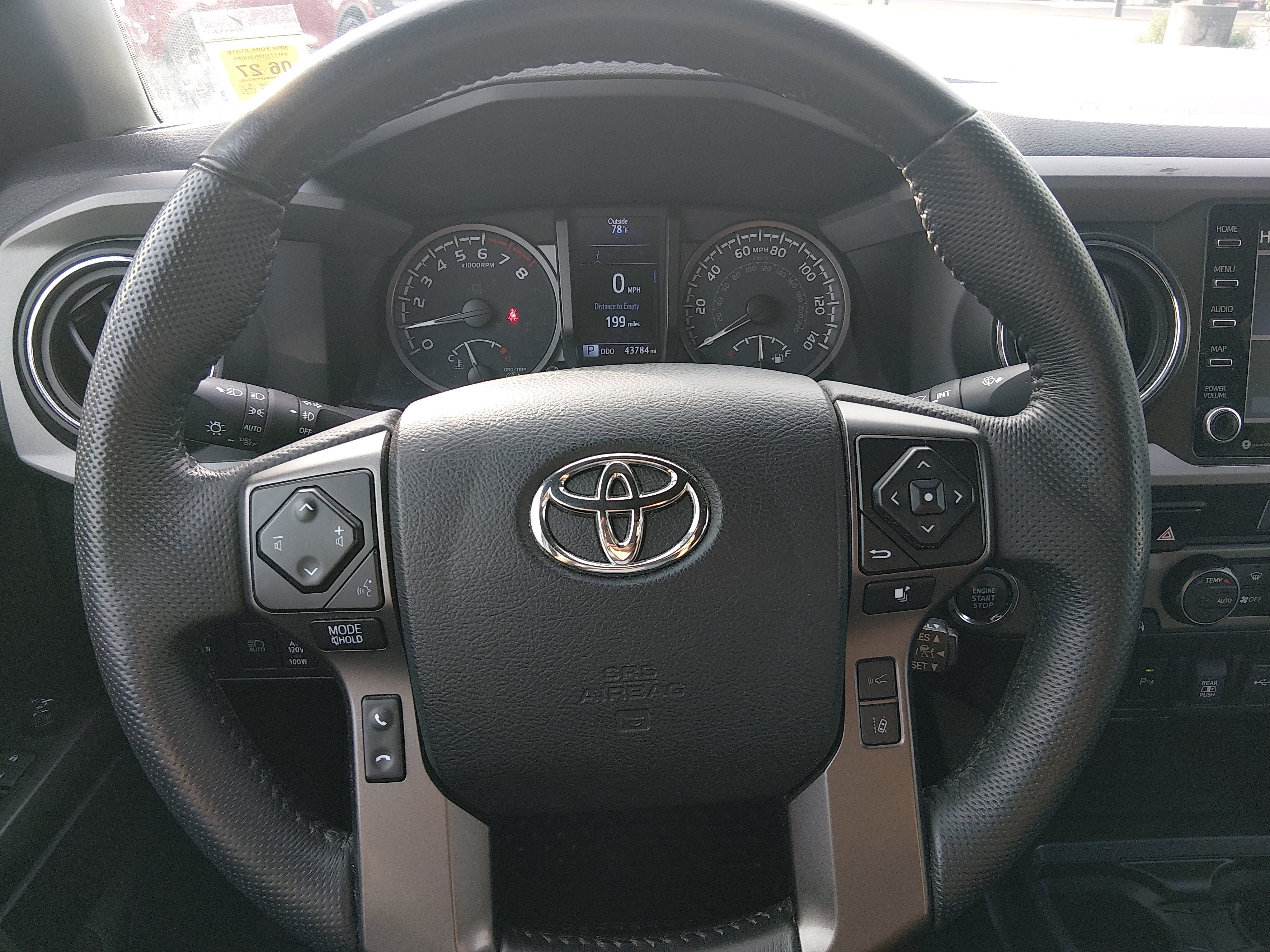 2023 Toyota Tacoma TRD Sport - Photo 12