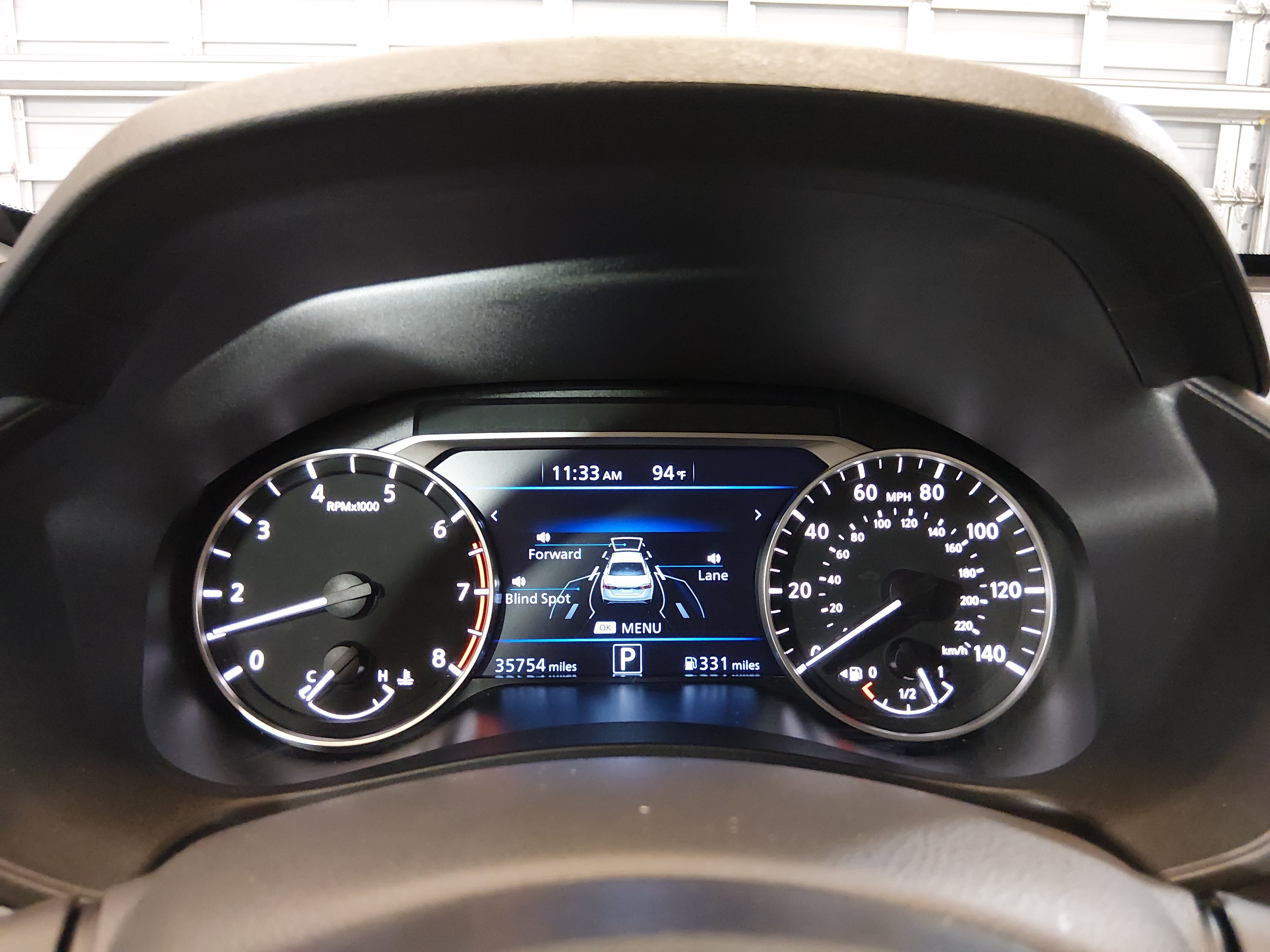 2025 Nissan Altima SV - Photo 14