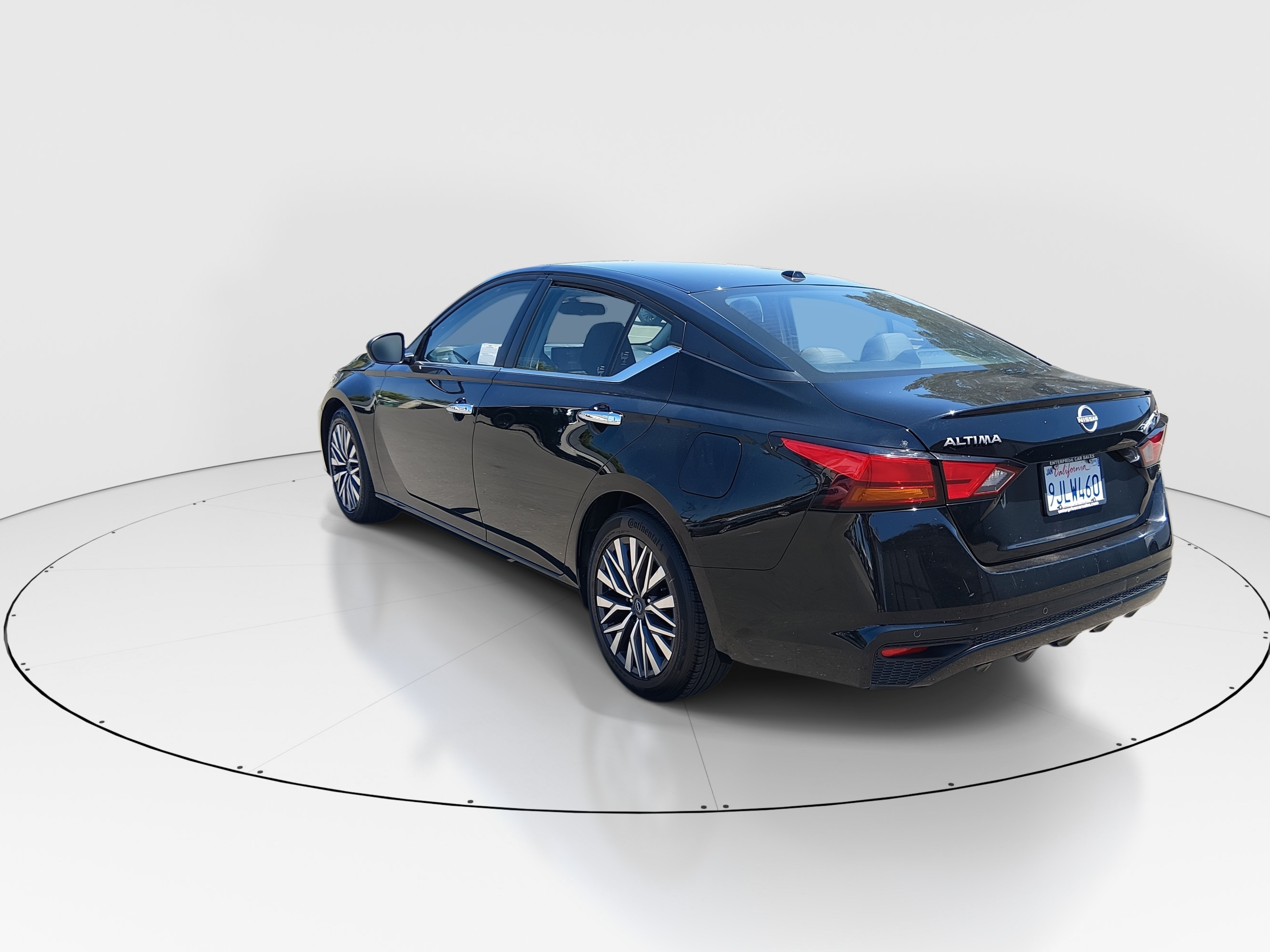 2024 Nissan Altima SV - Photo 5