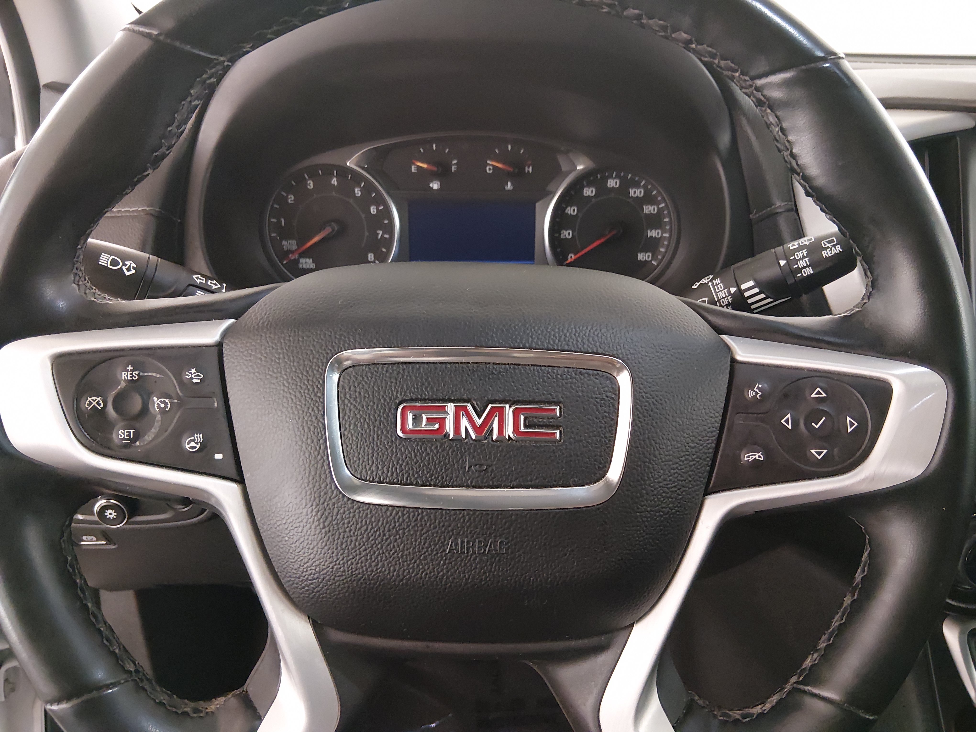 2023 GMC Terrain SLT - Photo 12