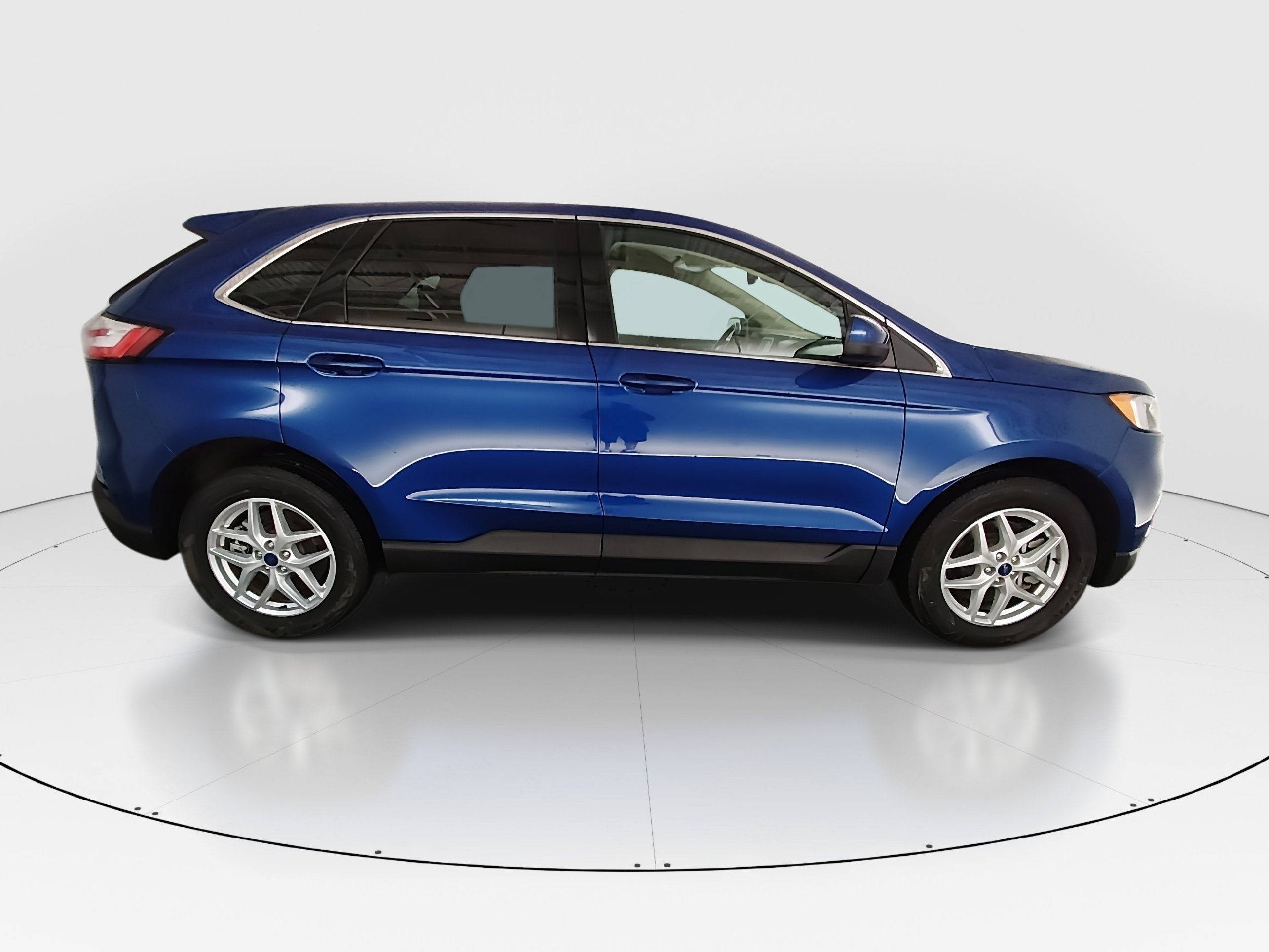 2022 Ford Edge SEL - Photo 8