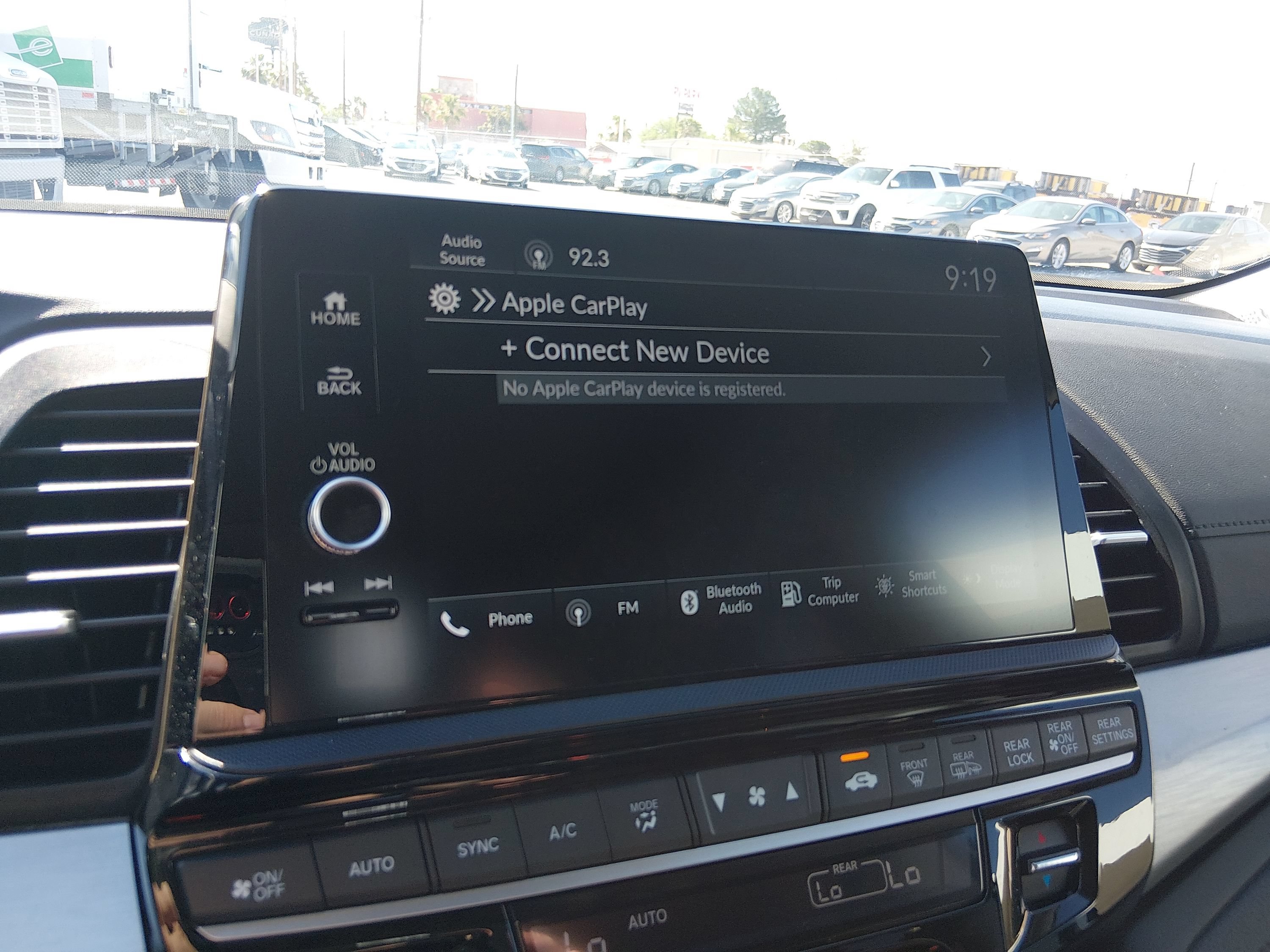 2025 Honda Odyssey EX-L - Photo 17