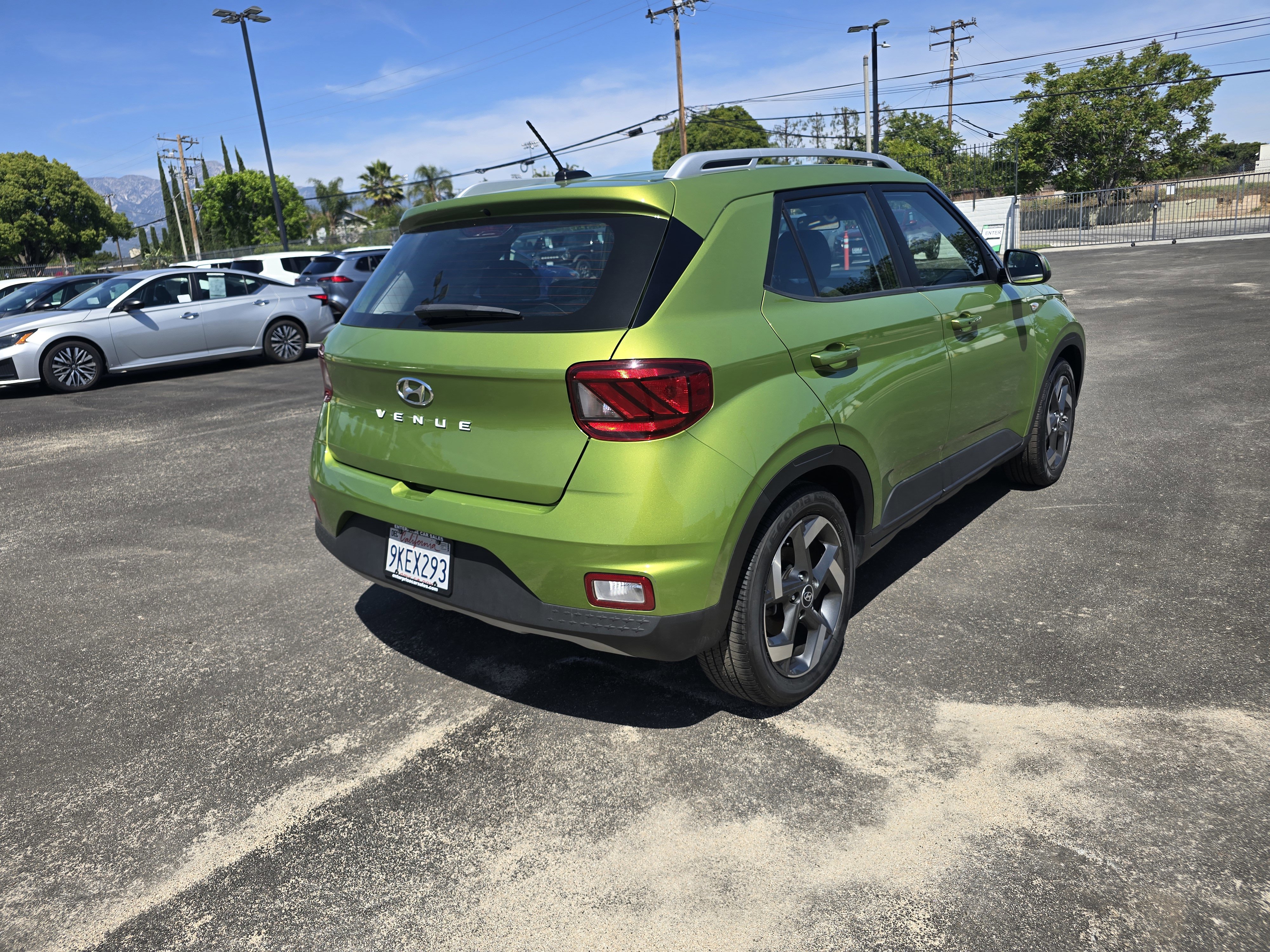 2024 Hyundai Venue SEL - Photo 3