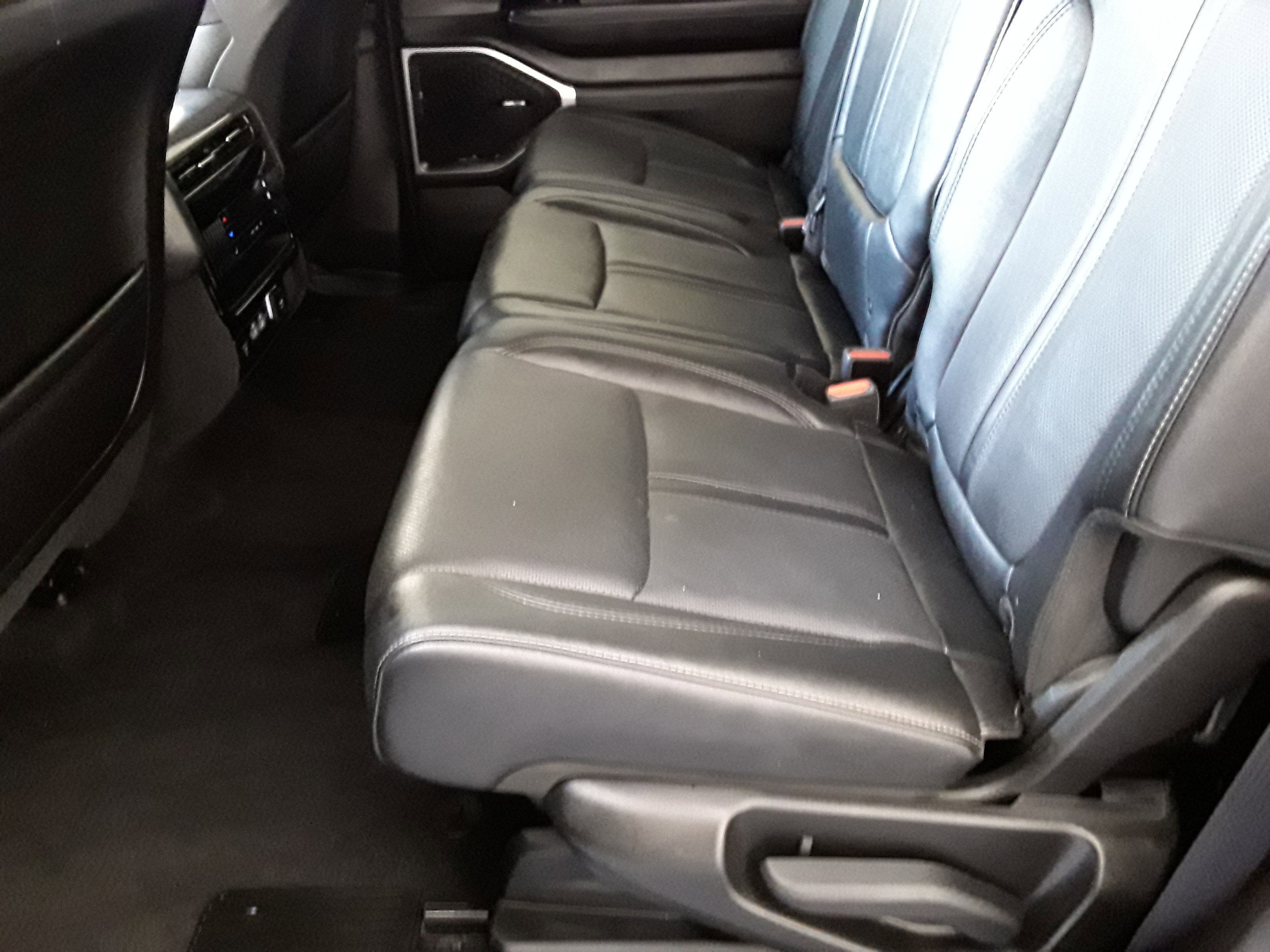 2023 Jeep Wagoneer L Series III - Photo 8