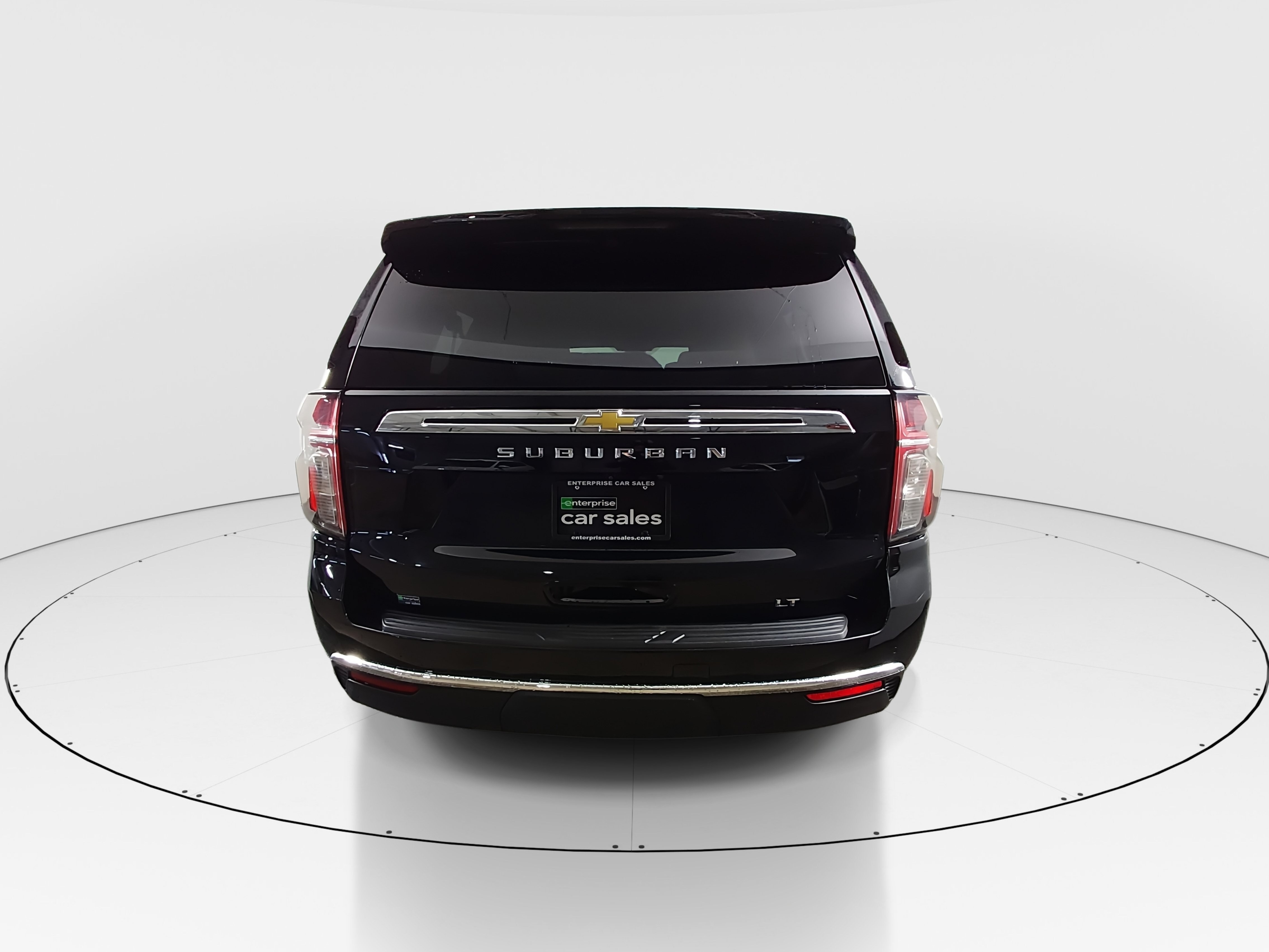 2024 Chevrolet Suburban LT - Photo 6