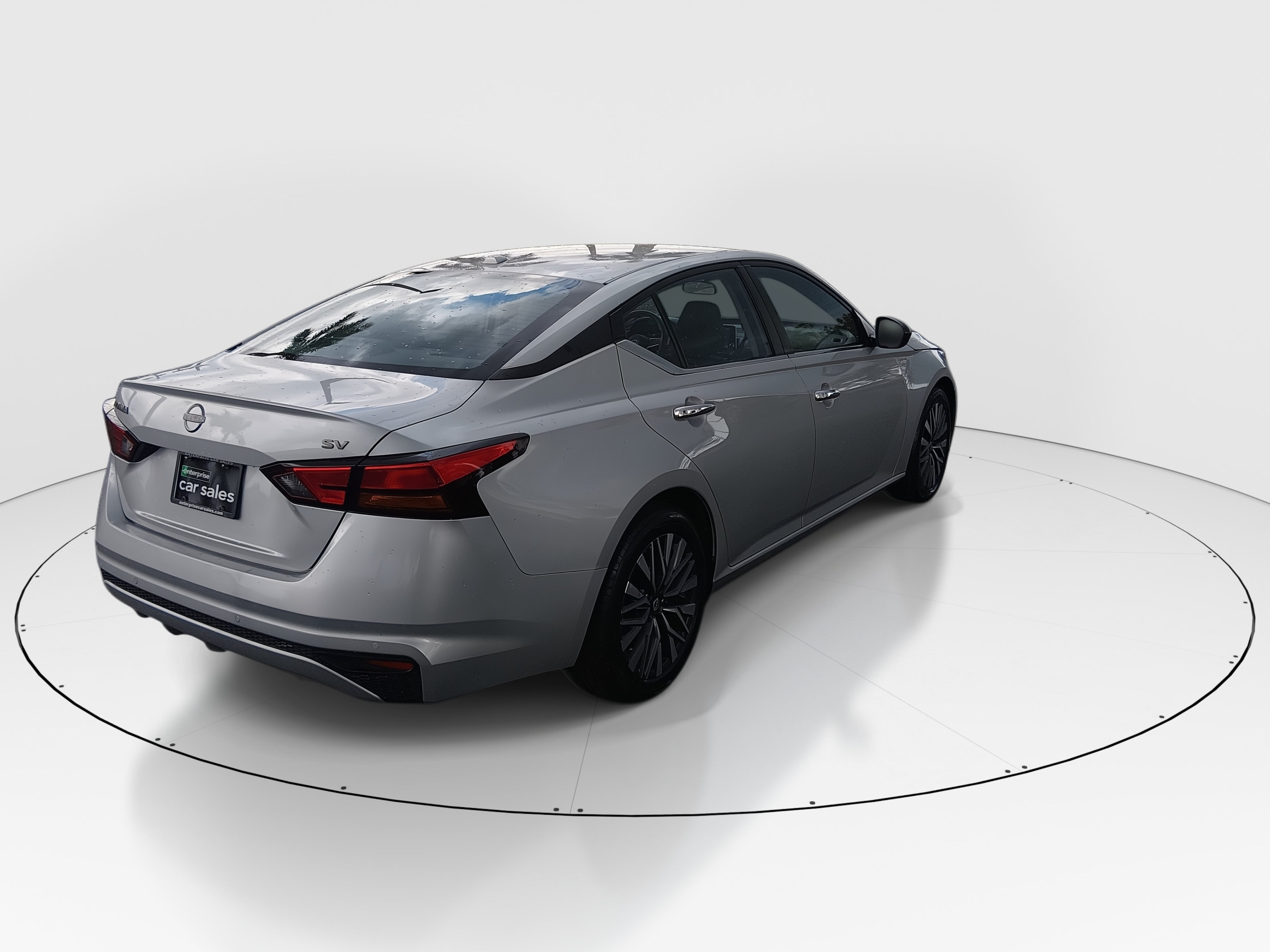 2024 Nissan Altima SV - Photo 7